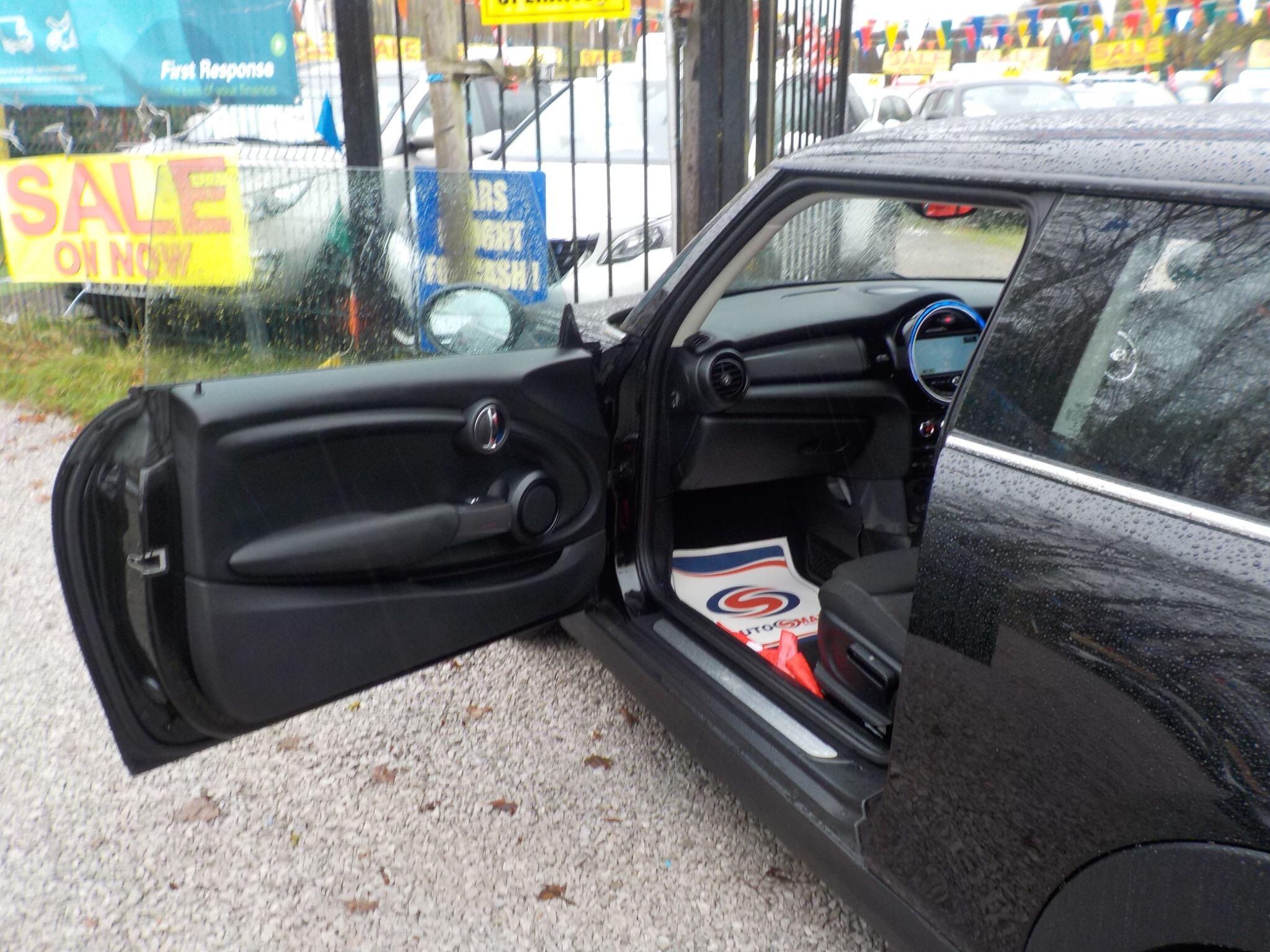 MINI Hatch 1.5 Cooper D Euro 6 (s/s) 3dr