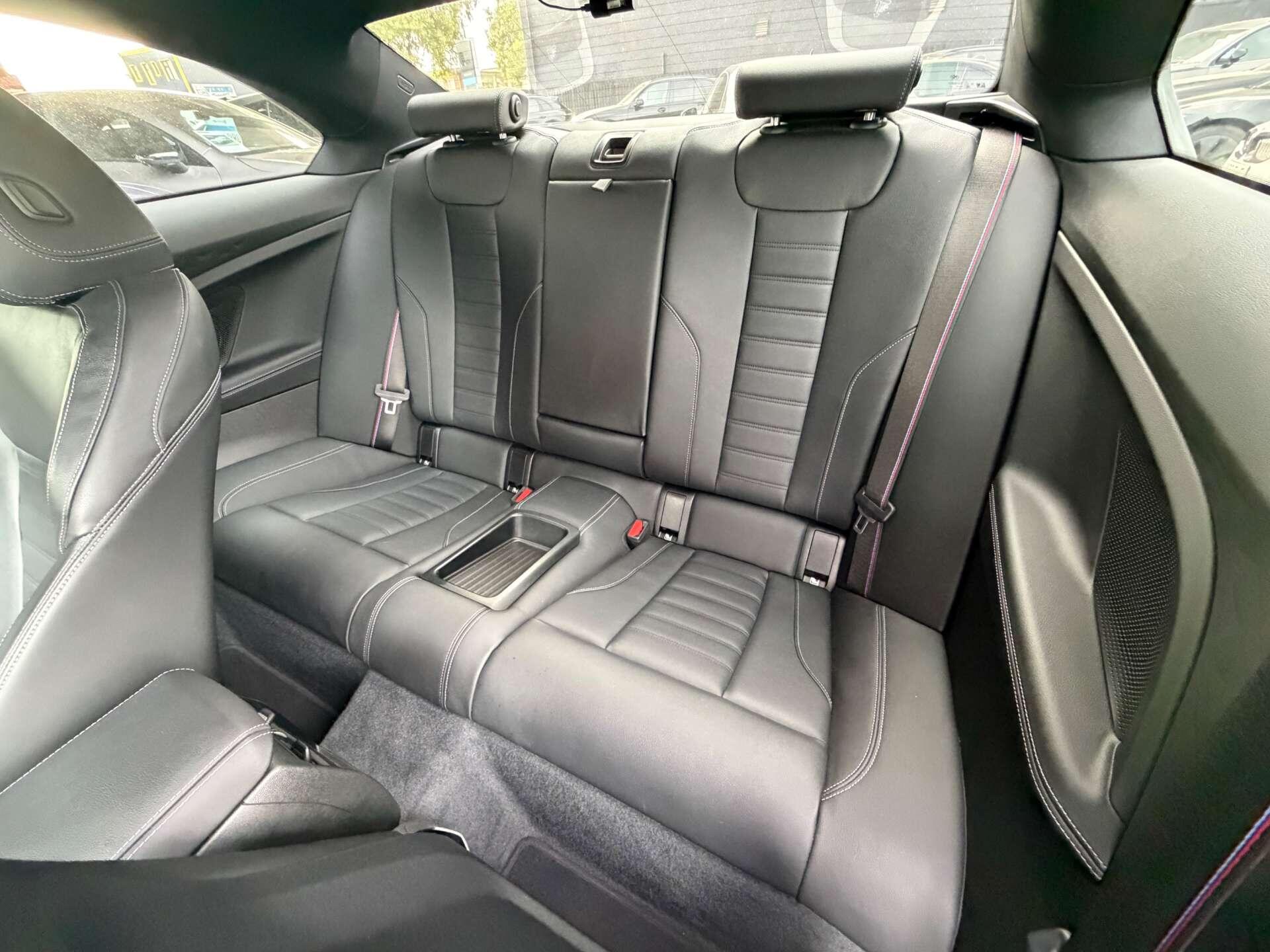 BMW 2 Series view 21