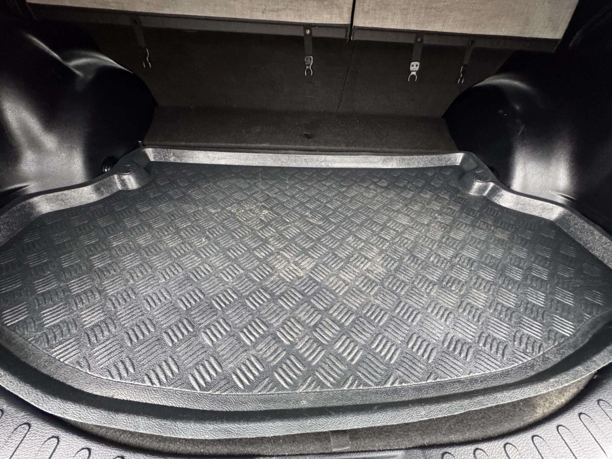 Toyota Rav4 view 83