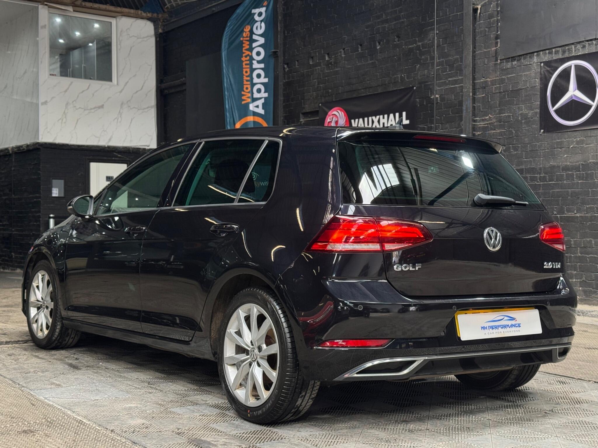 Volkswagen Golf view 50
