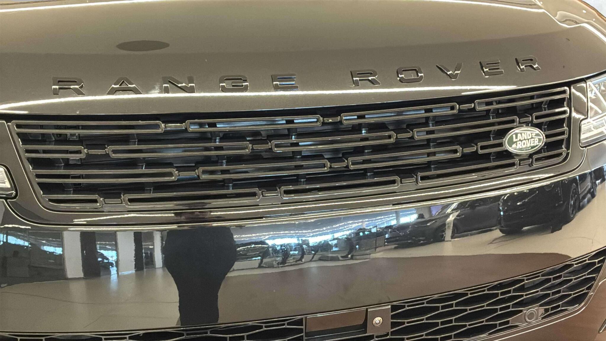 Land Rover Range Rover Sport view 21