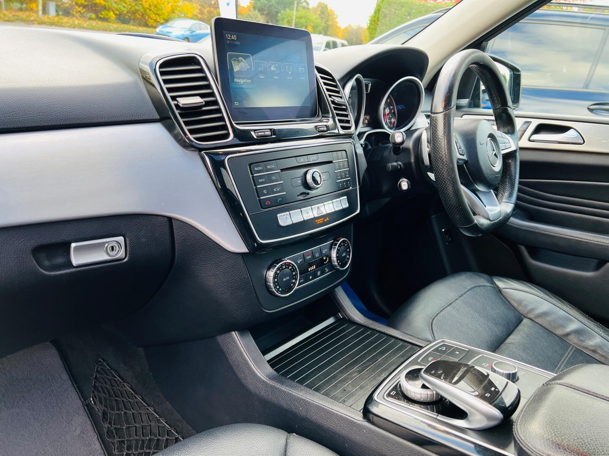 2017 Mercedes-Benz GLE image 13