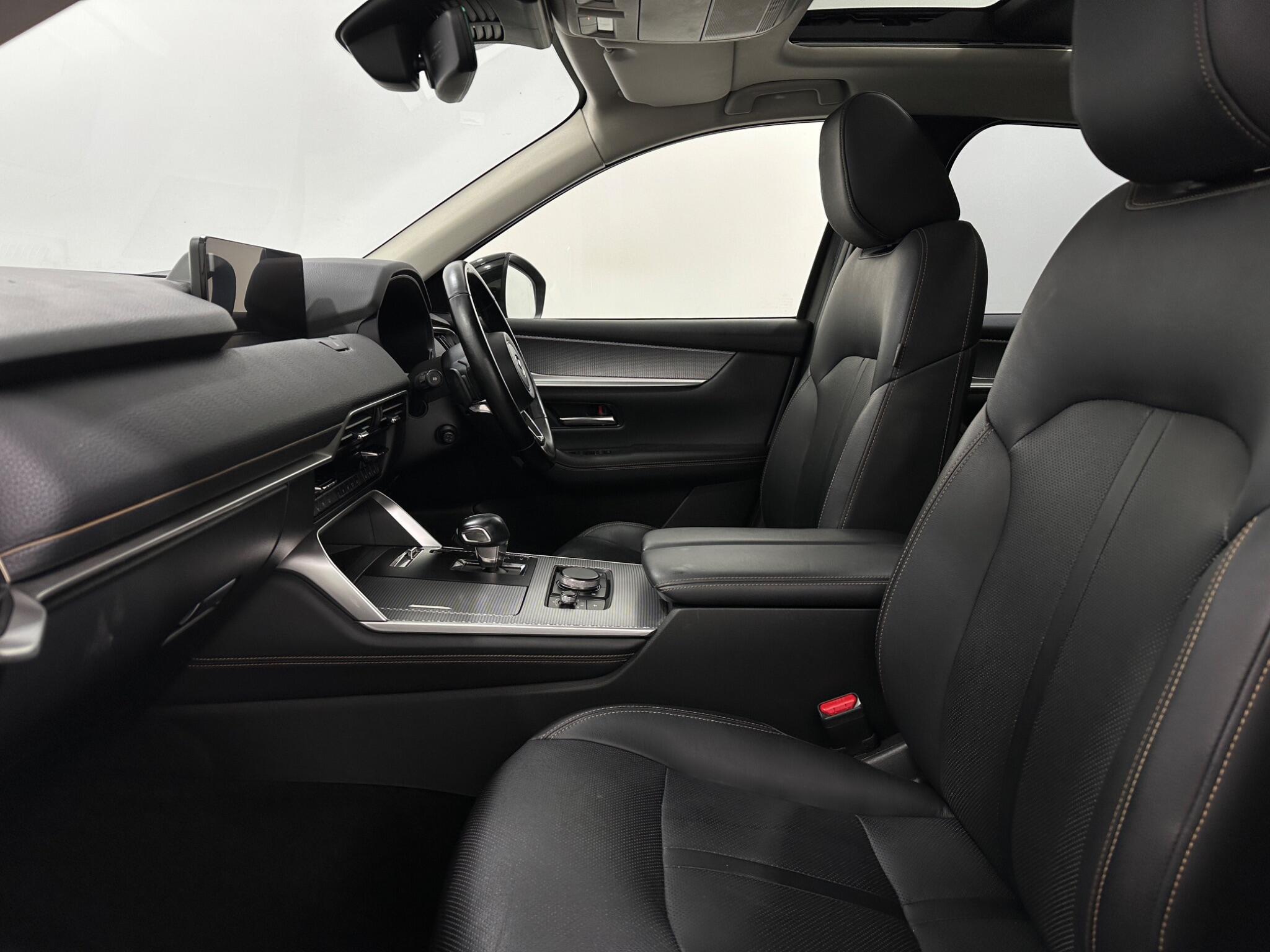 Mazda CX-60 view 37