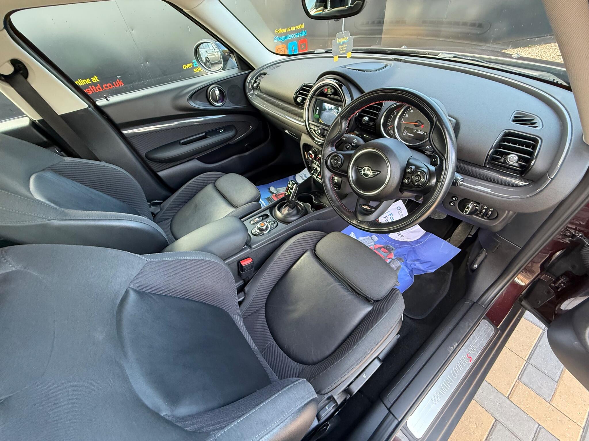 Mini Clubman view 18