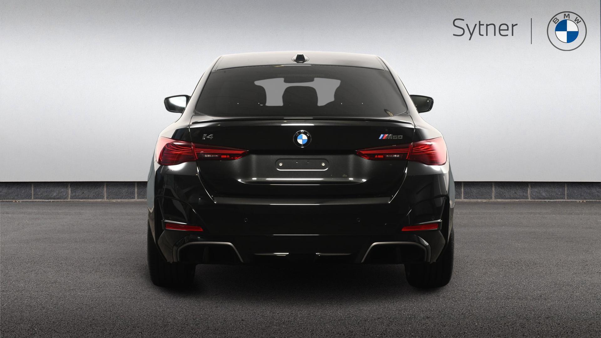 BMW i4 view 25