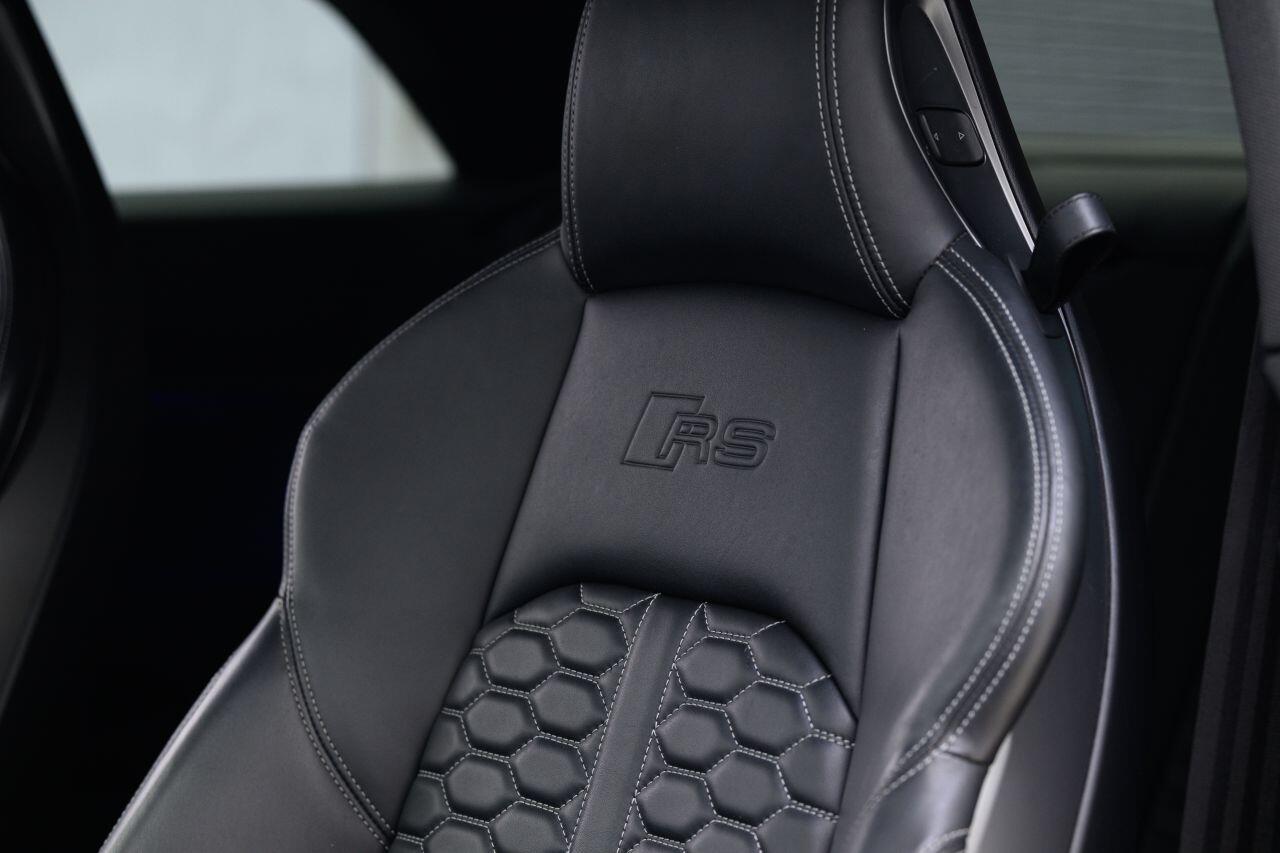 Audi RS5 view 30