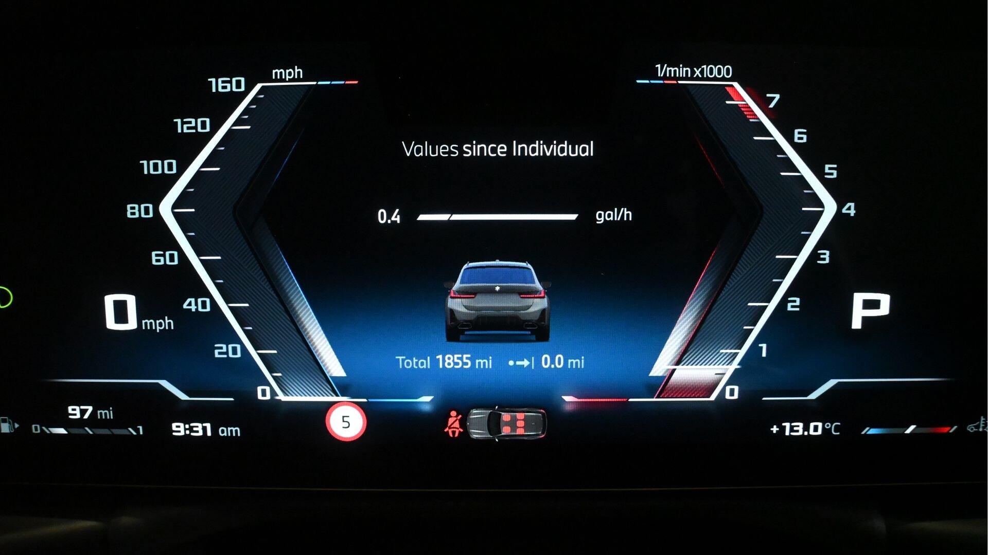 BMW 3 Series view 9