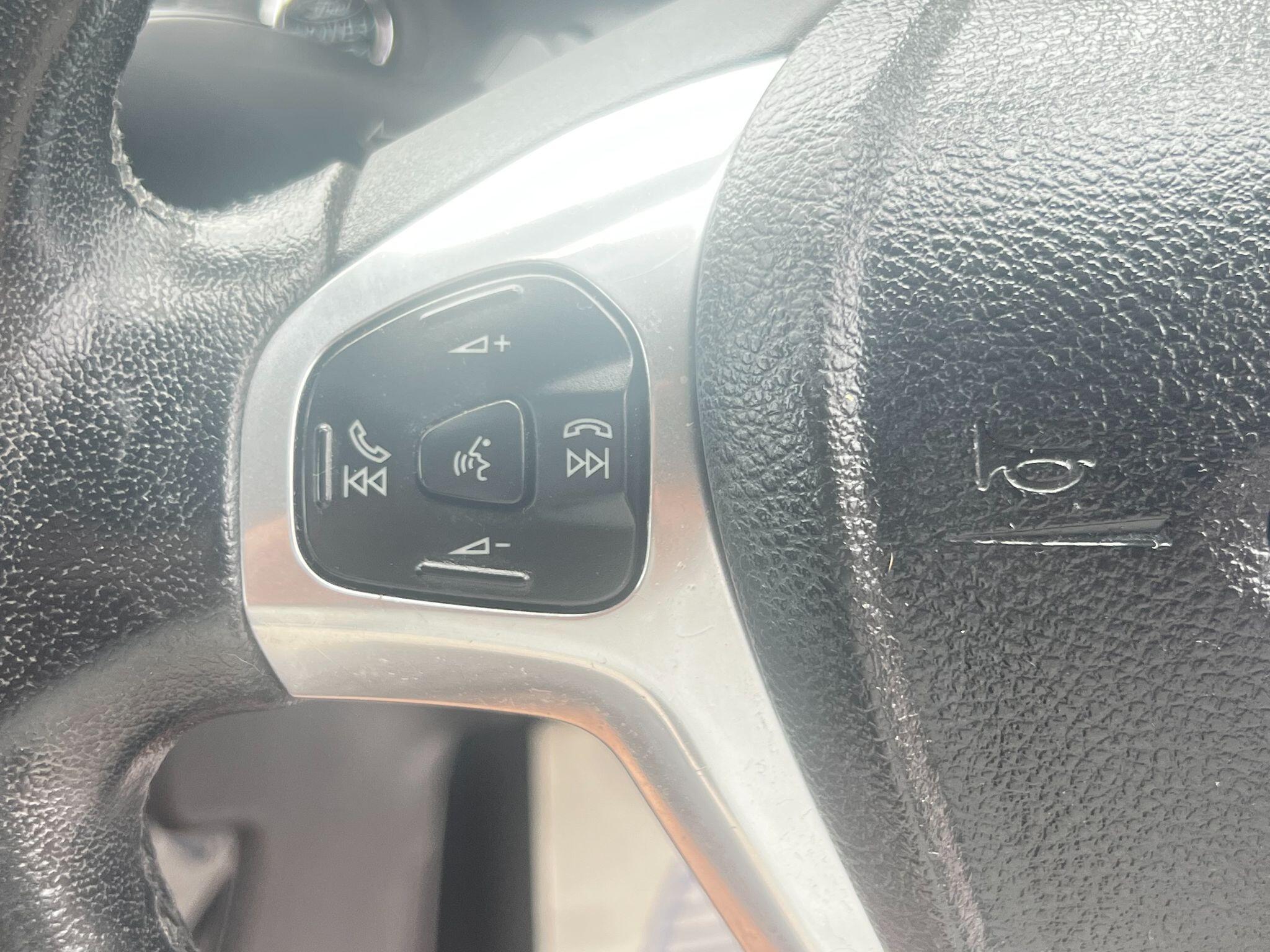 Ford B-Max view 21