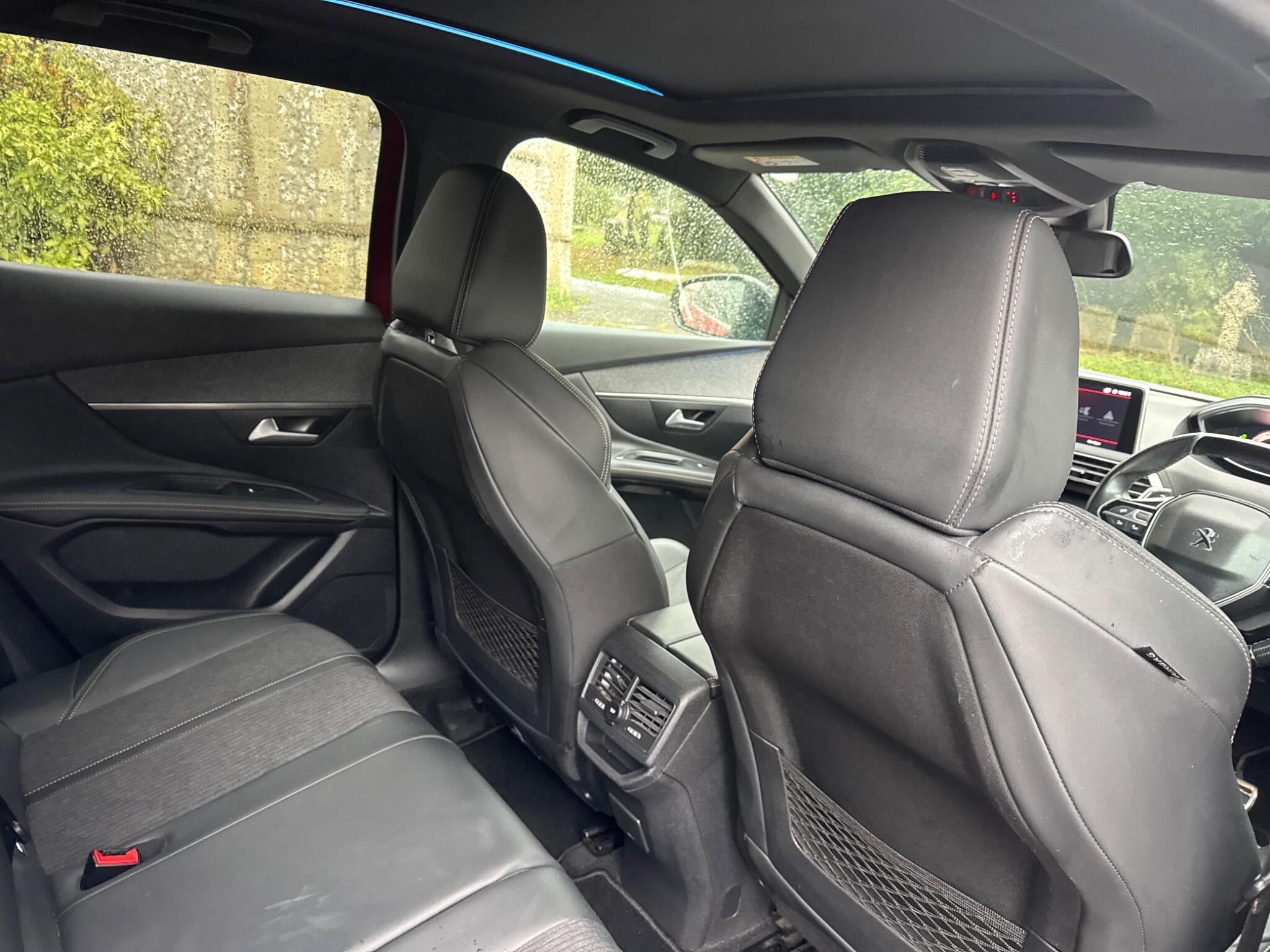 Peugeot 3008 view 32
