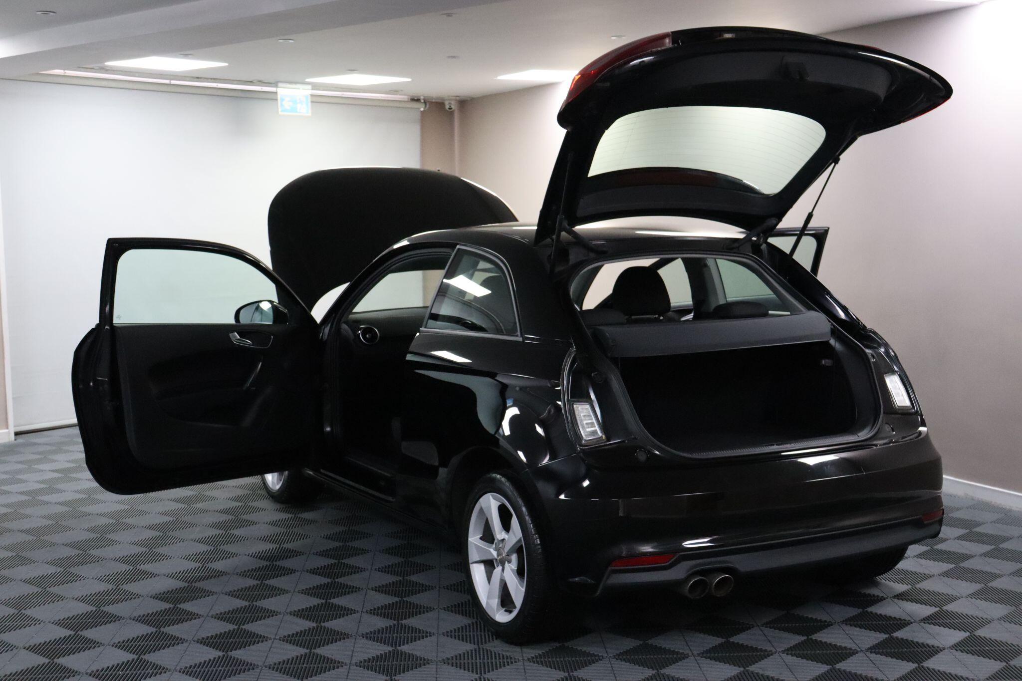 Audi A1 view 21
