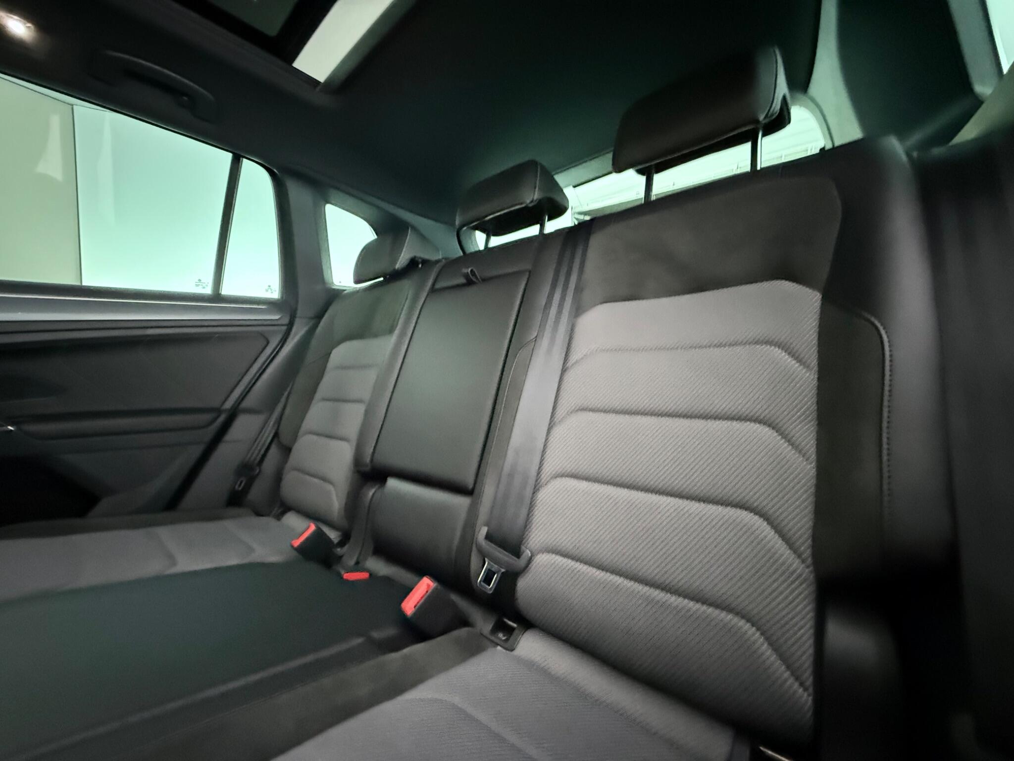 Volkswagen Tiguan view 30