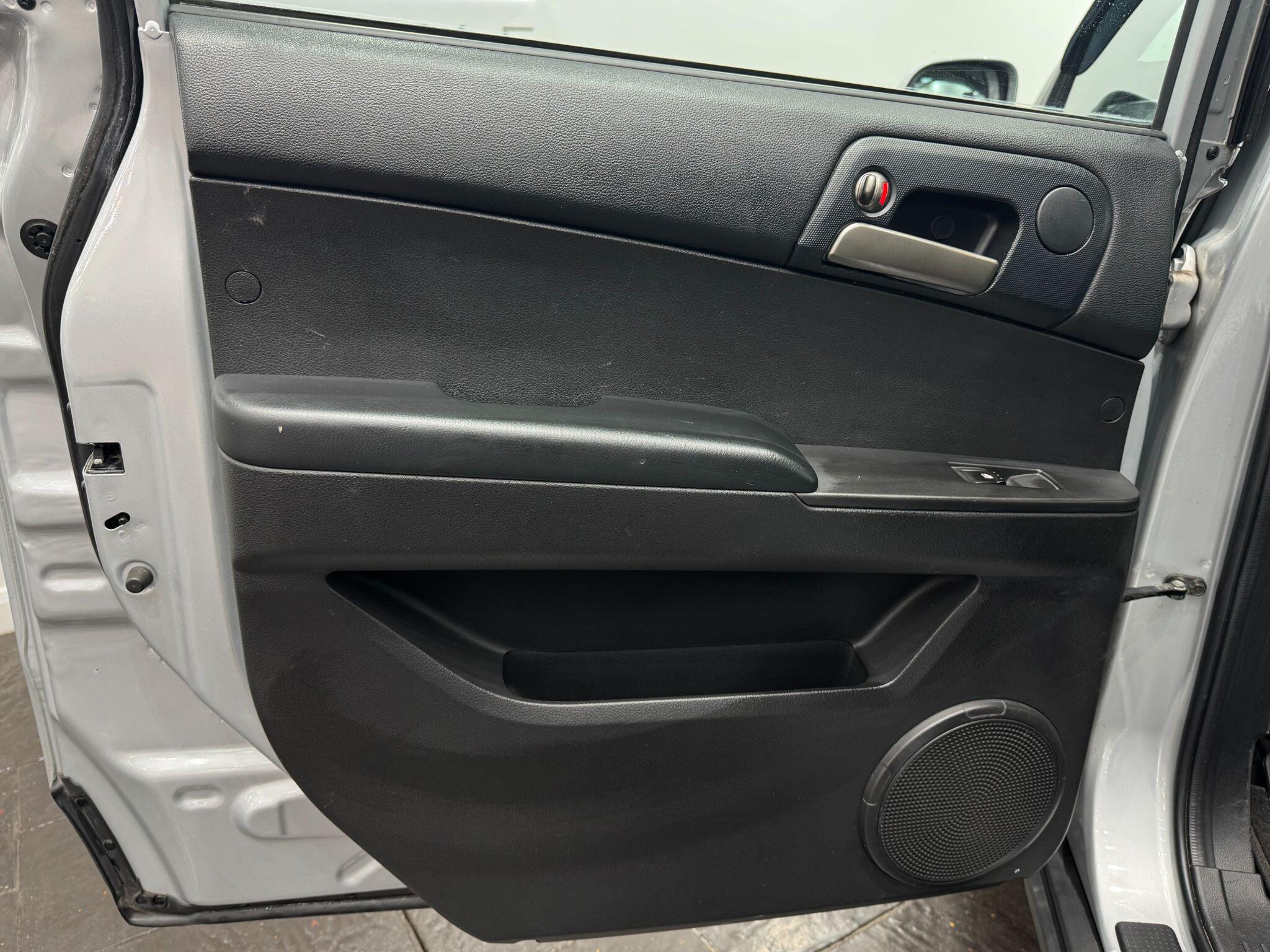 KGM Musso view 45