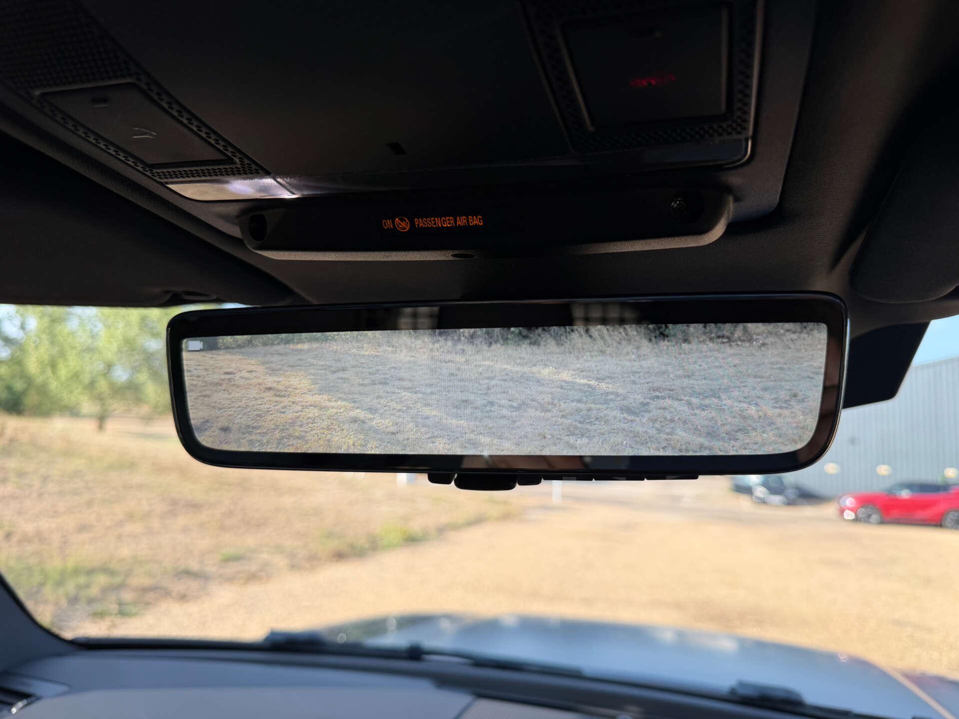 Land Rover Defender view 28