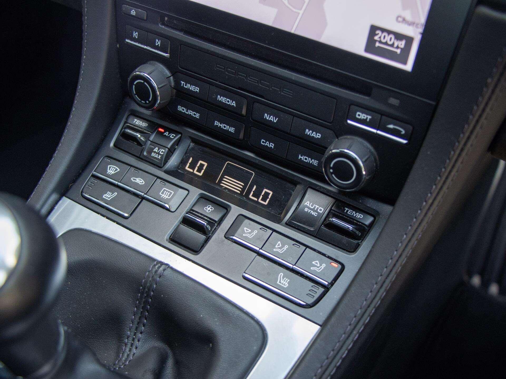 Porsche Cayman view 18