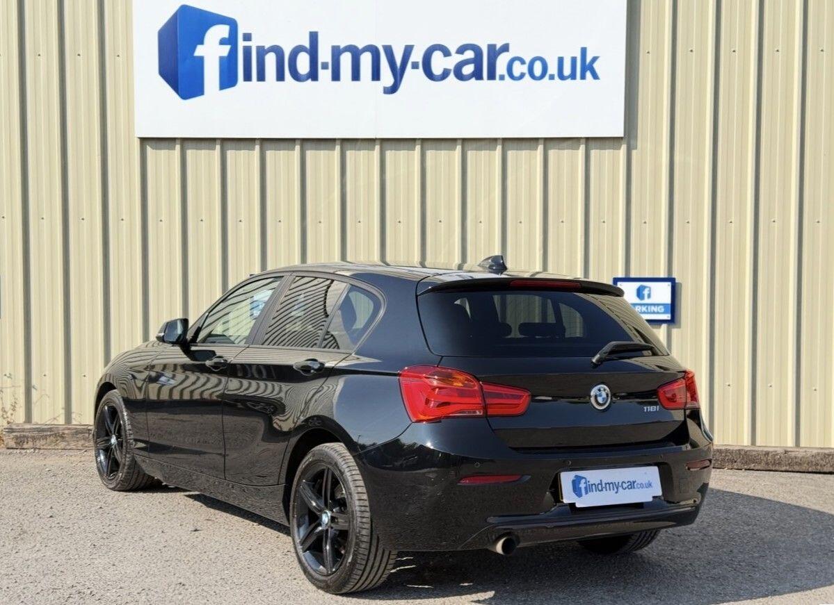 BMW 1 Series view 2