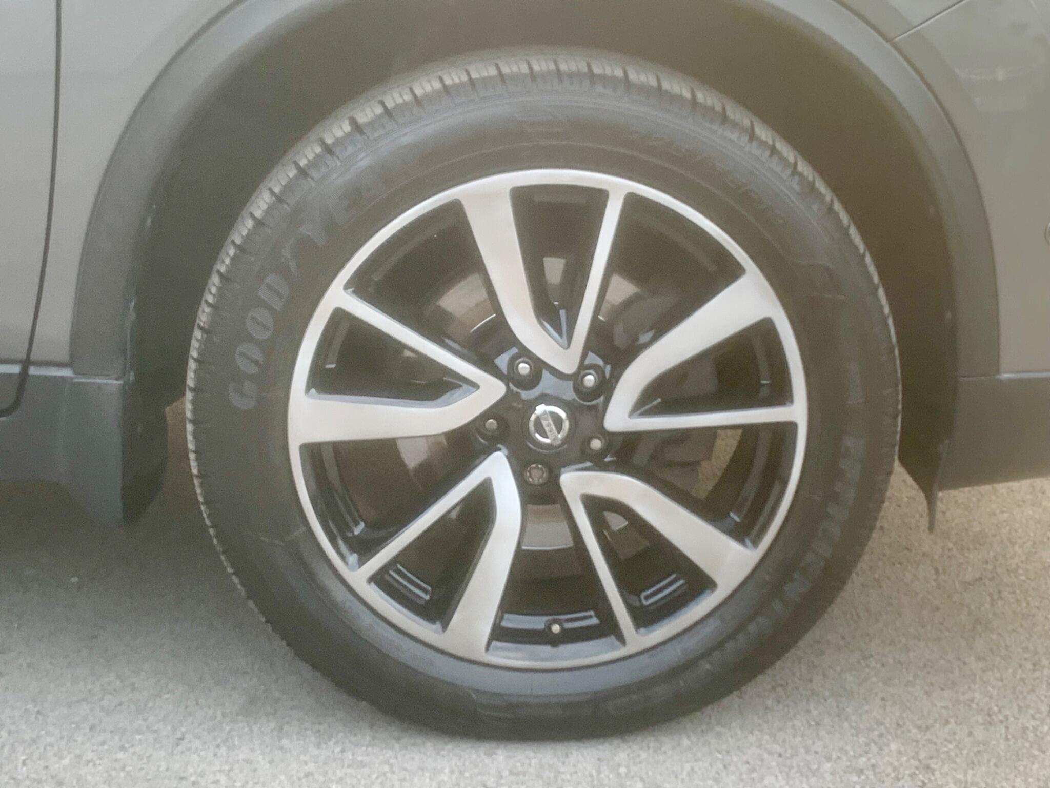 Nissan X-Trail view 11