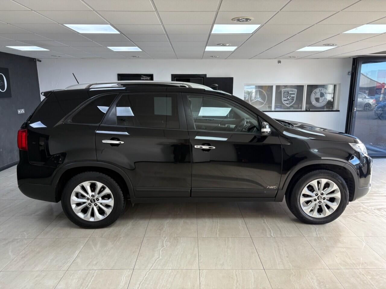 Kia Sorento view 2