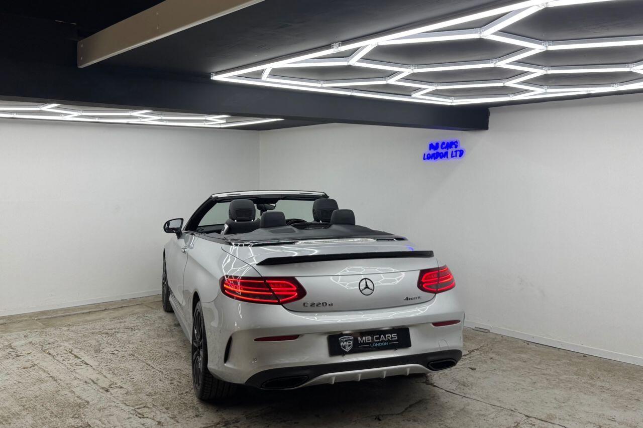 Mercedes-Benz C-Class view 37