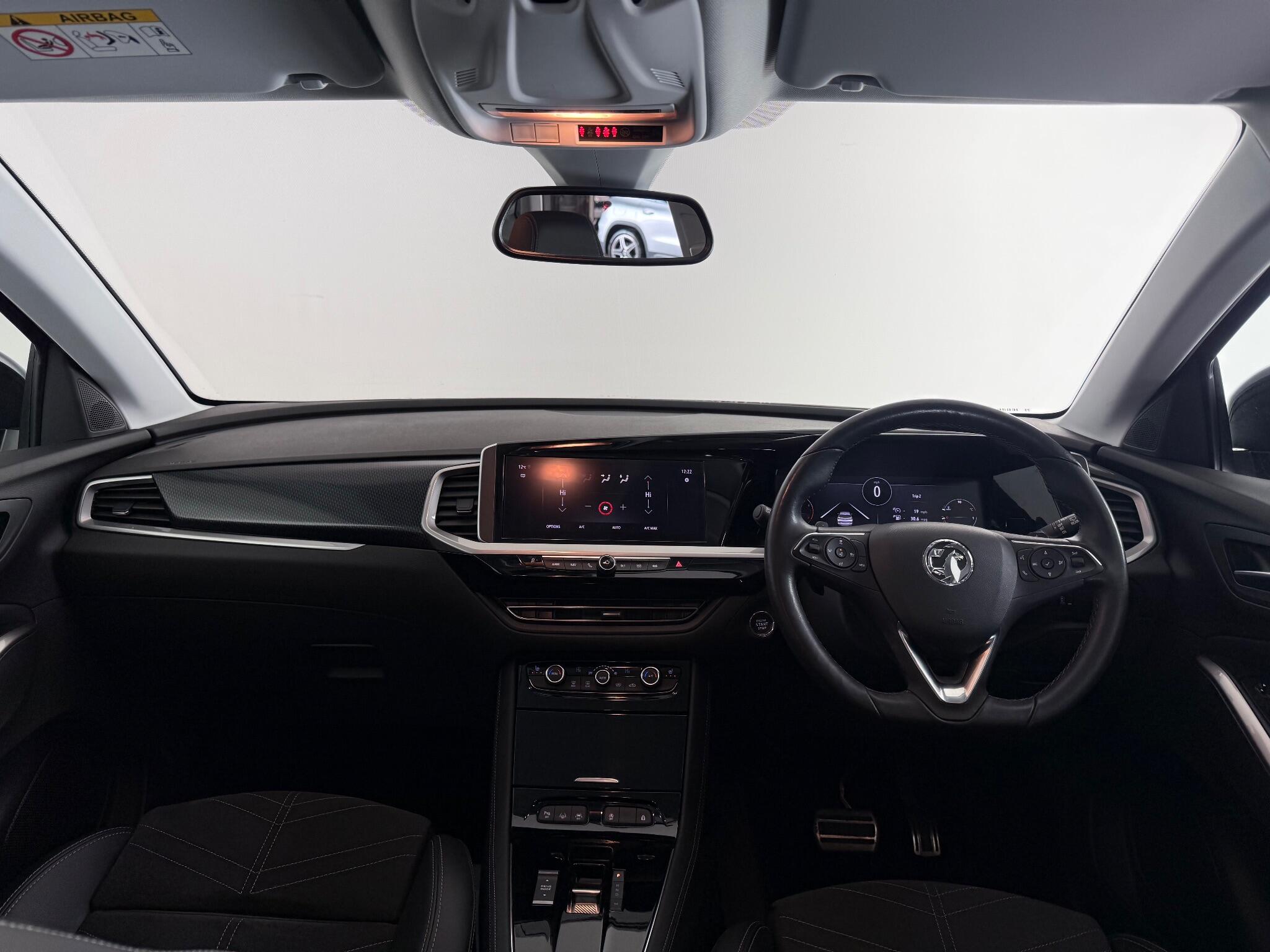 Vauxhall Grandland view 17