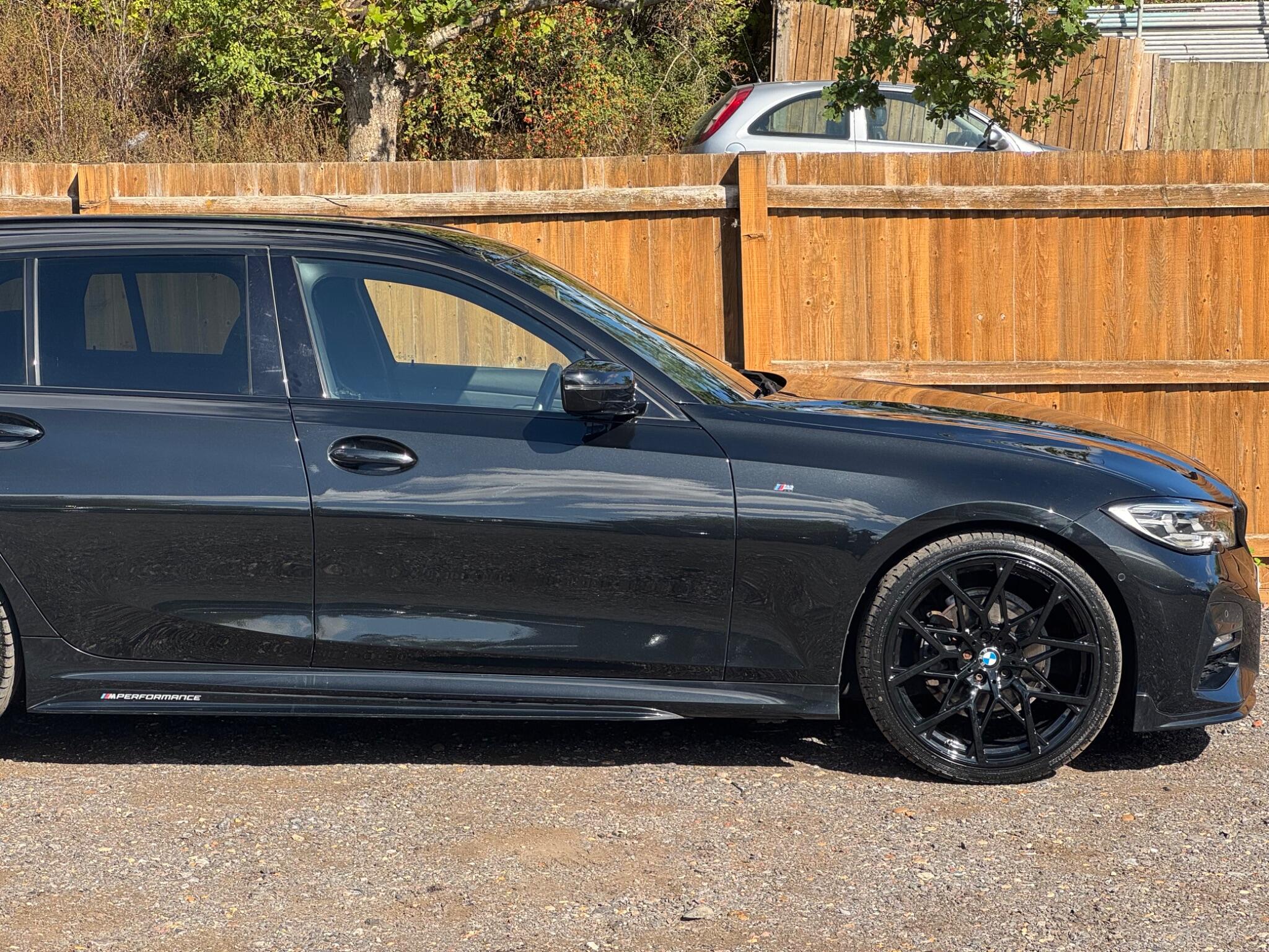 BMW 3 Series view 13