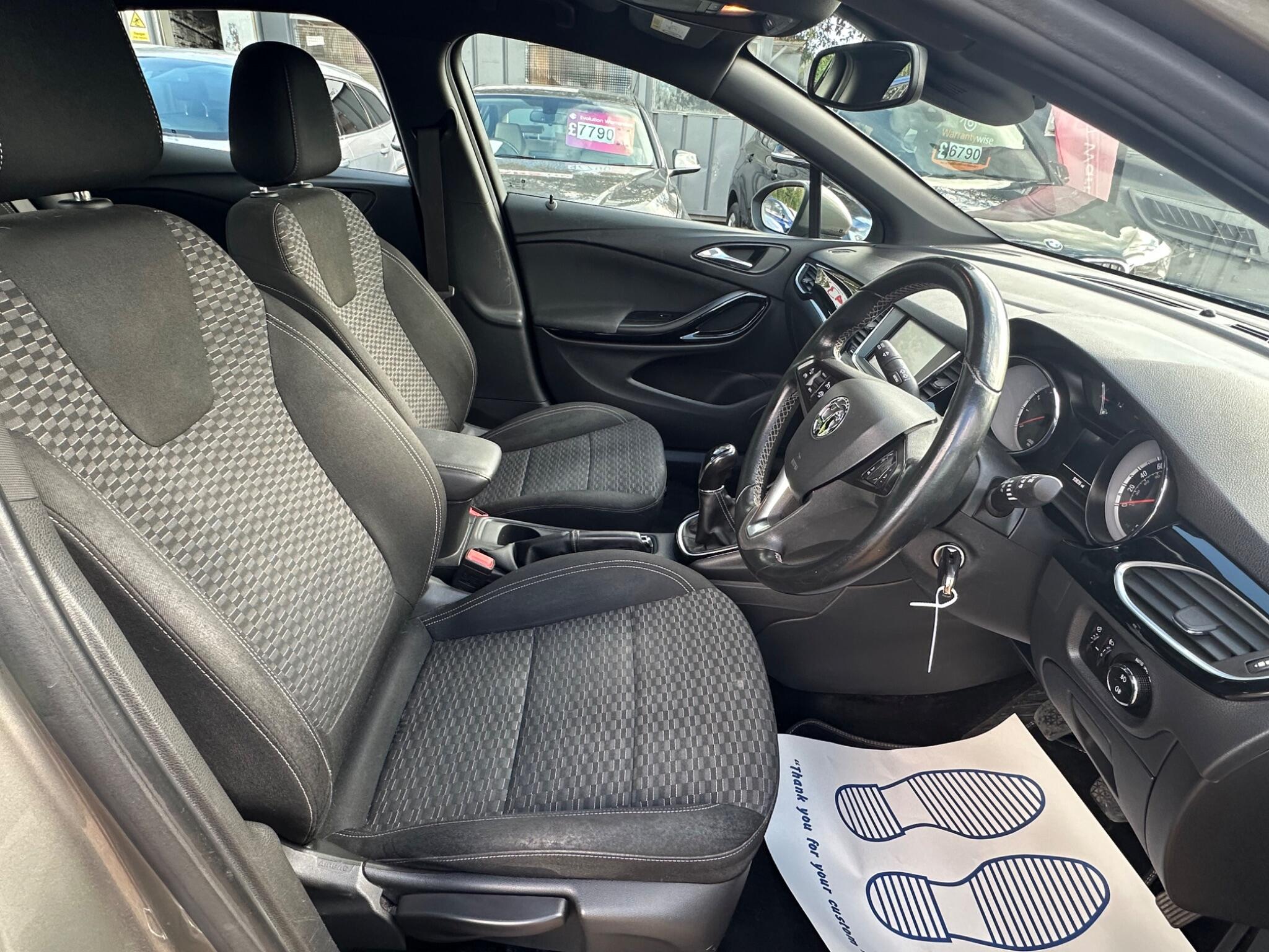 Vauxhall Astra view 10