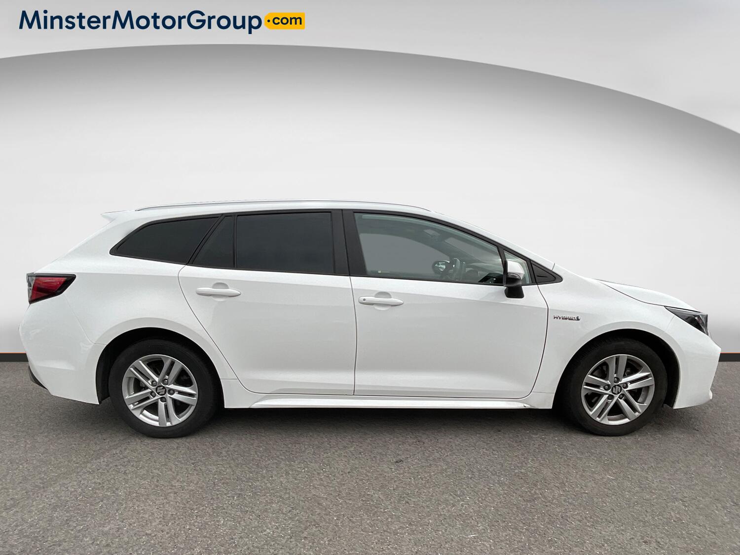 Suzuki Swace view 2