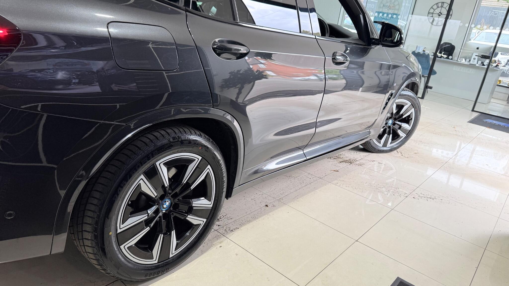 BMW Ix3 view 28