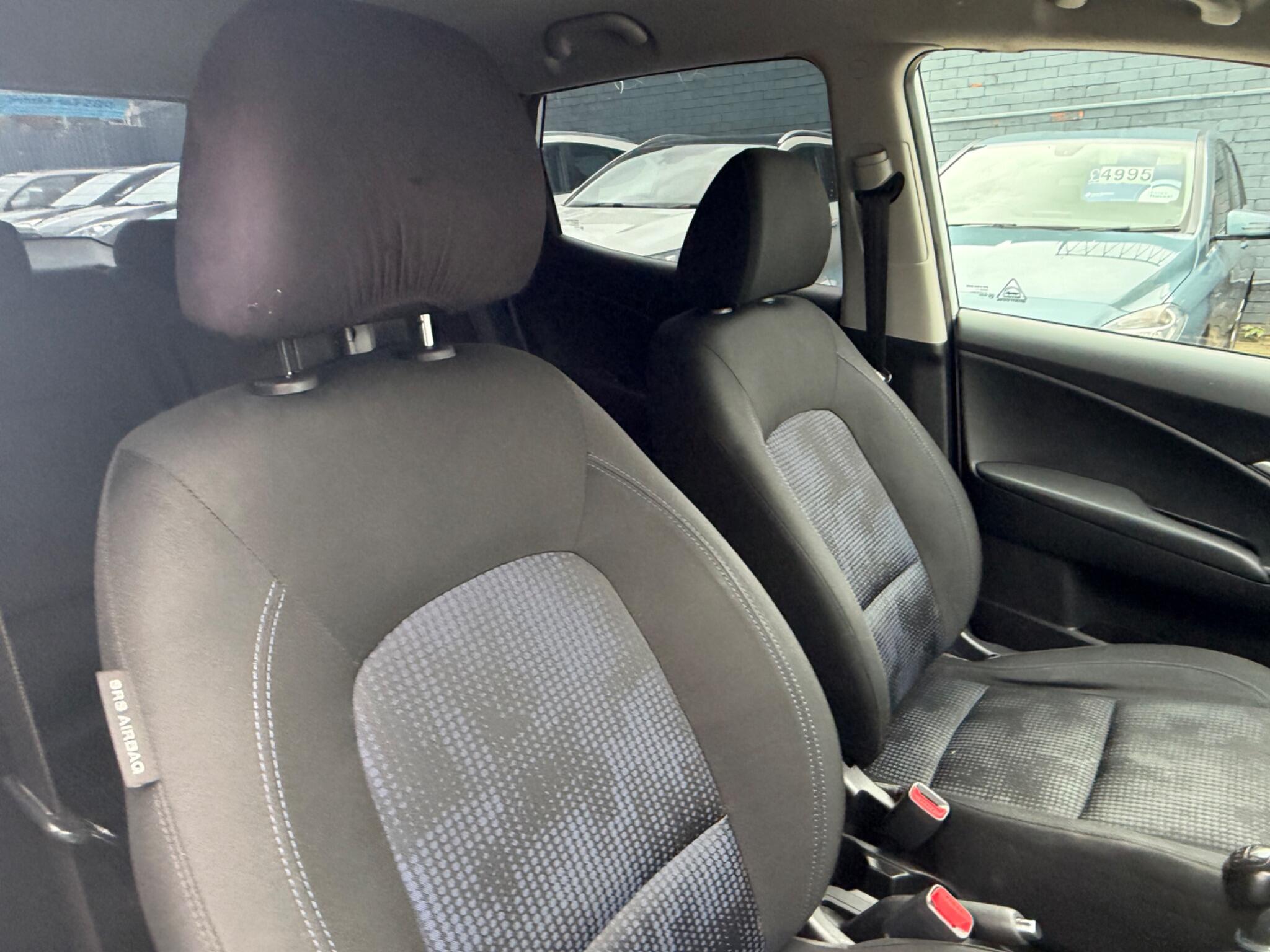 Hyundai Ix20 view 15