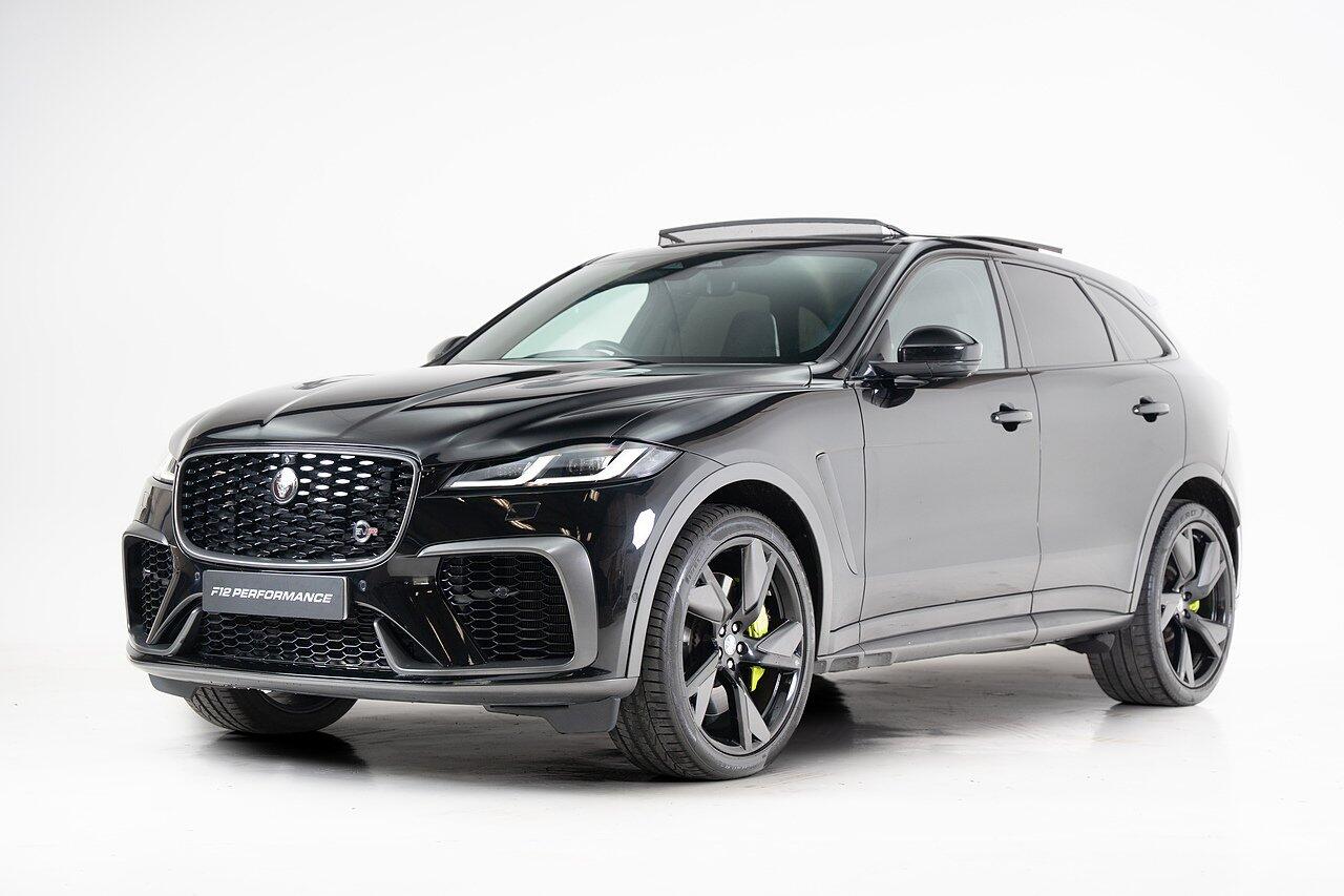 Jaguar F-Pace view 11