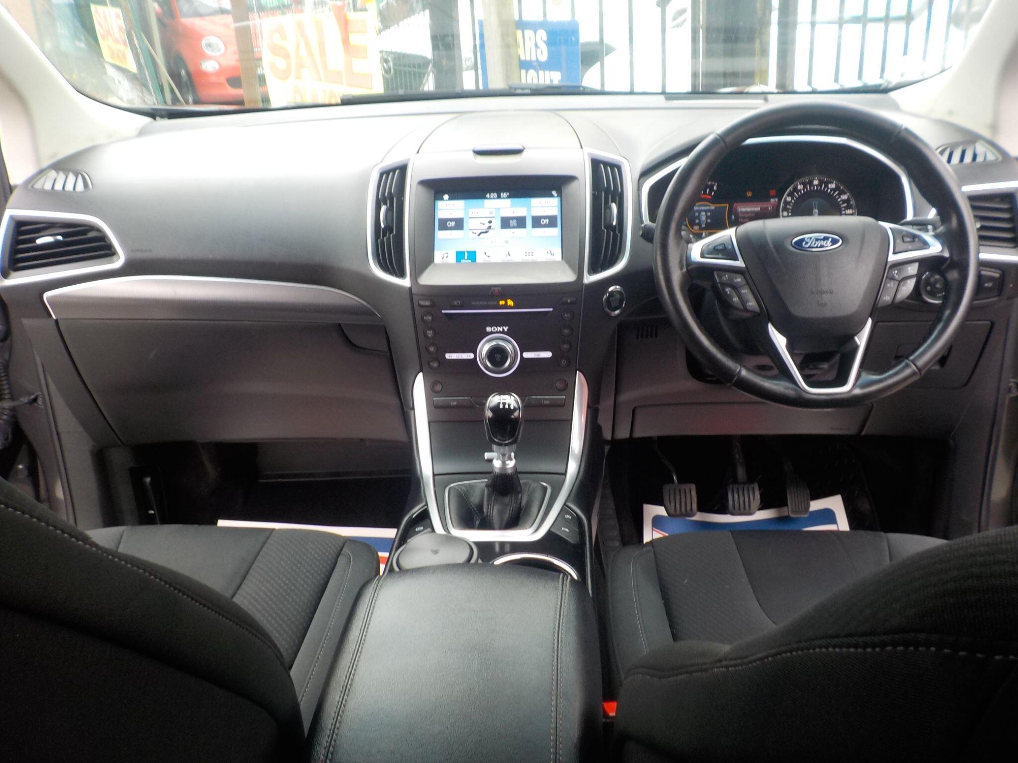 Ford Edge 2.0 TDCi Titanium AWD Euro 6 (s/s) 5dr