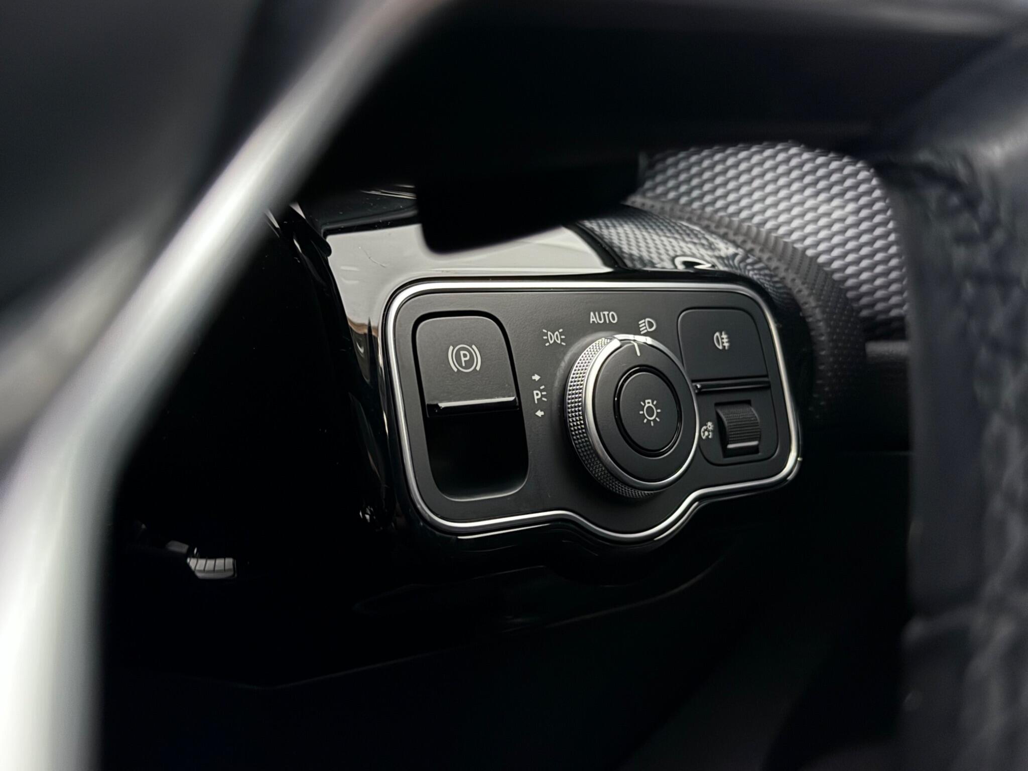 Mercedes-Benz A-Class view 19