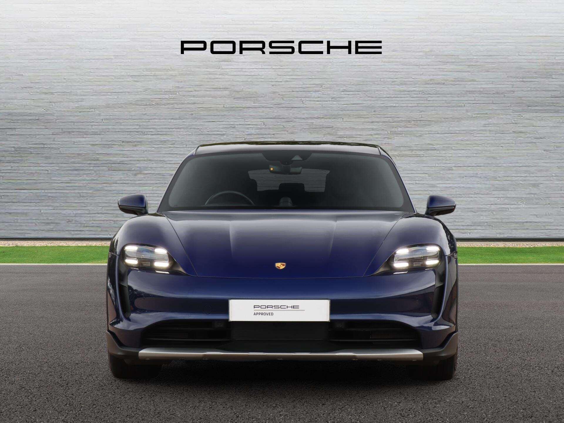 Porsche Taycan view 8