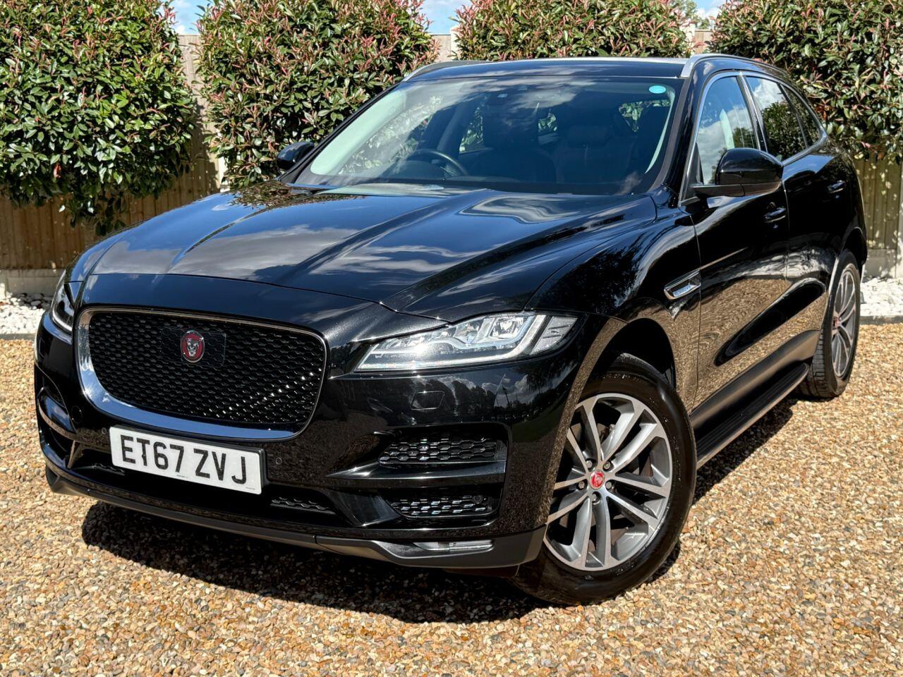 Jaguar F-Pace view 5