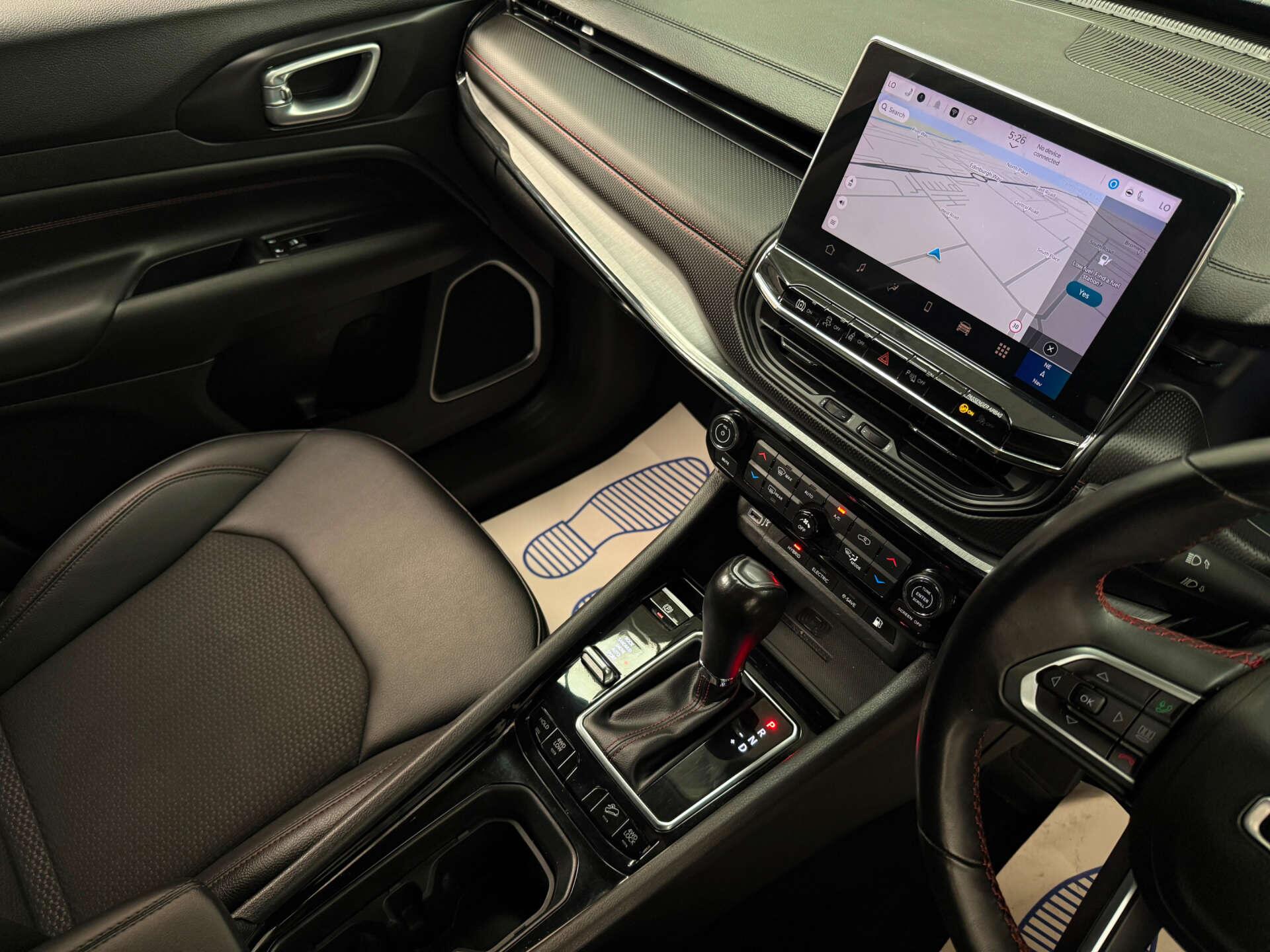 Jeep Compass view 17