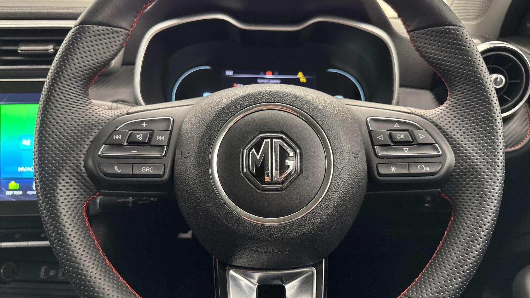 MG ZS