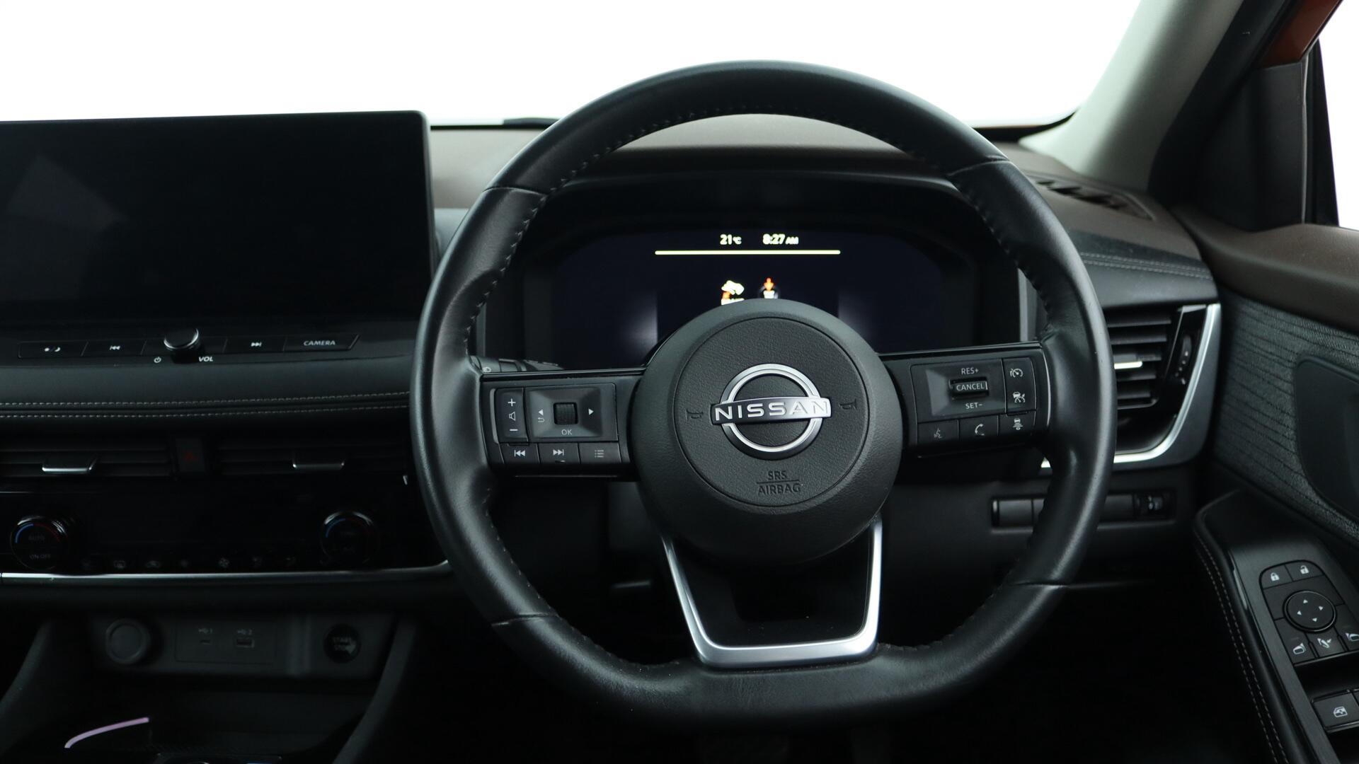 Nissan X-Trail view 10