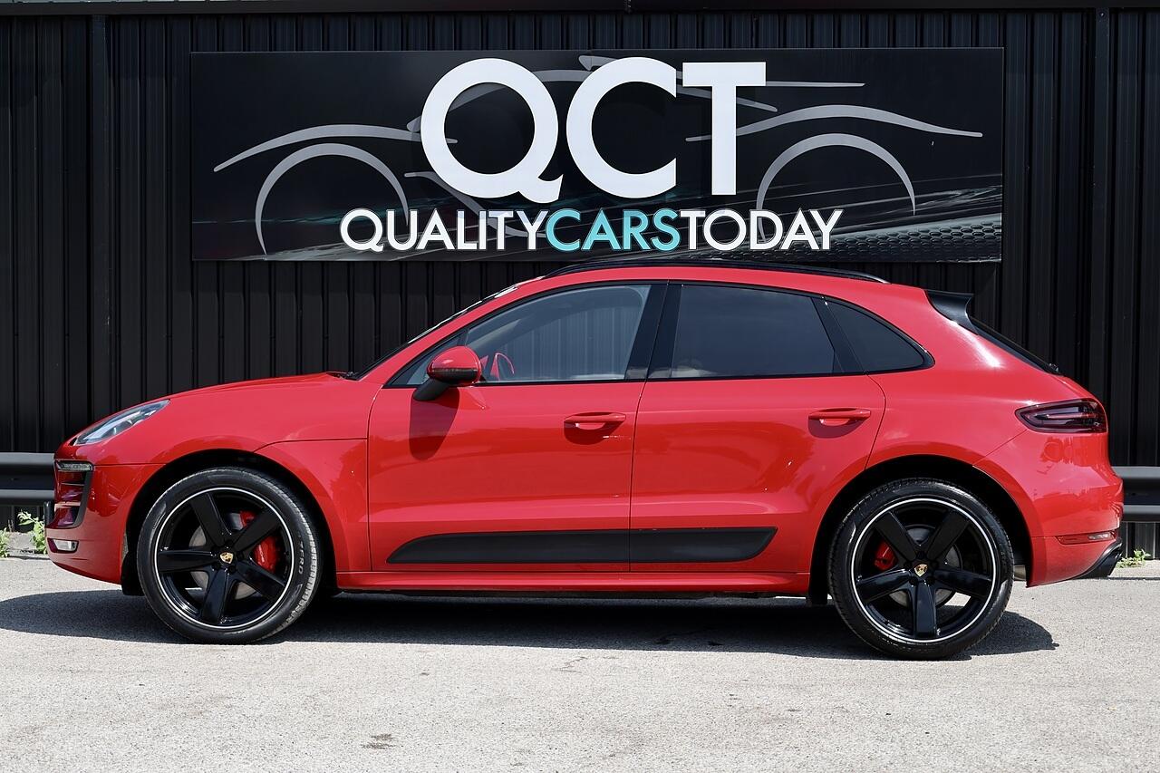 Porsche Macan view 2