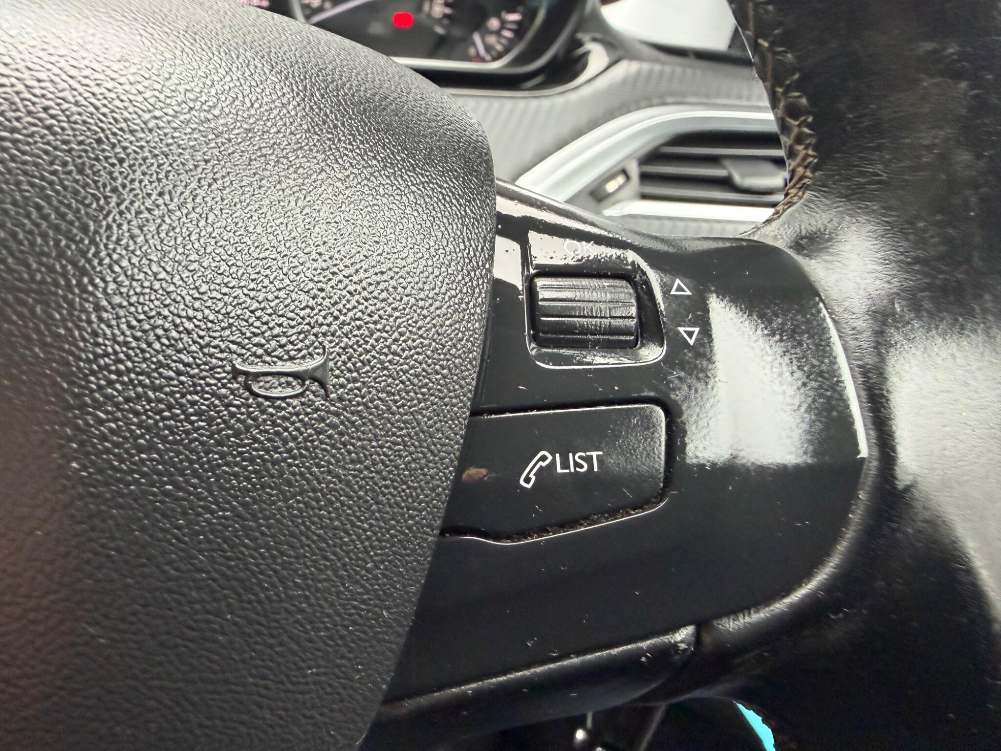 Peugeot 2008 view 58