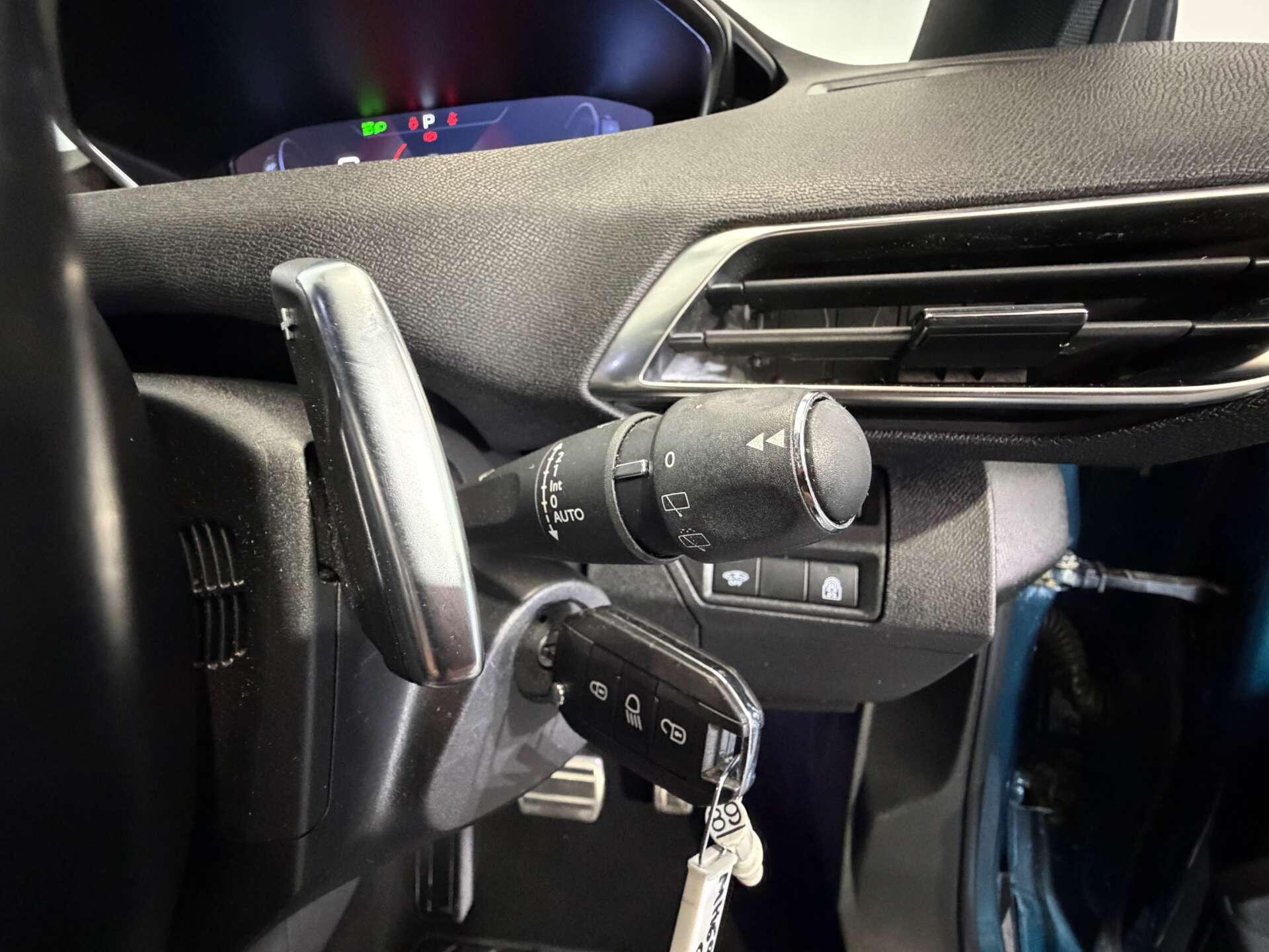 Peugeot 5008 view 35