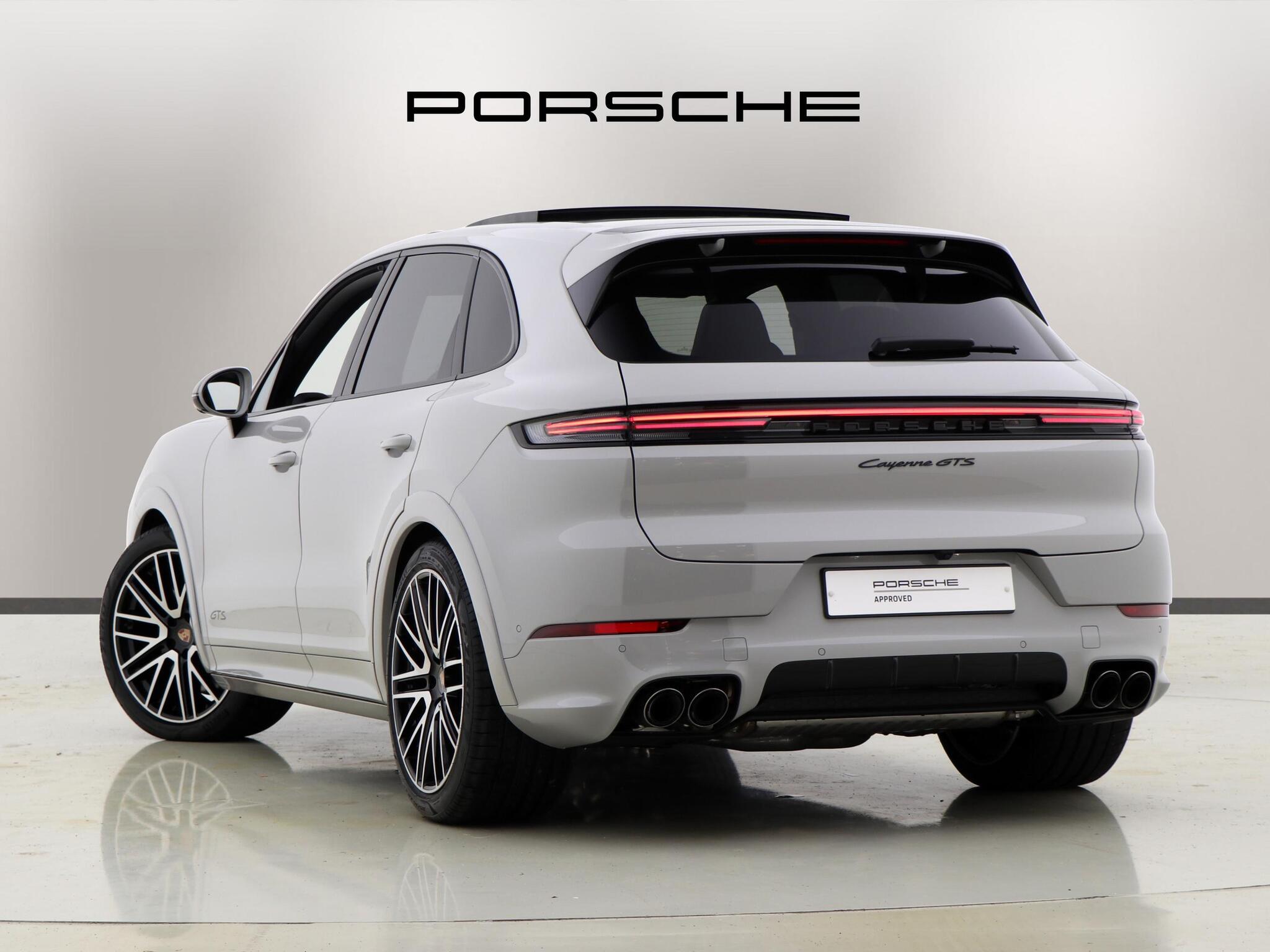 Porsche Cayenne view 2