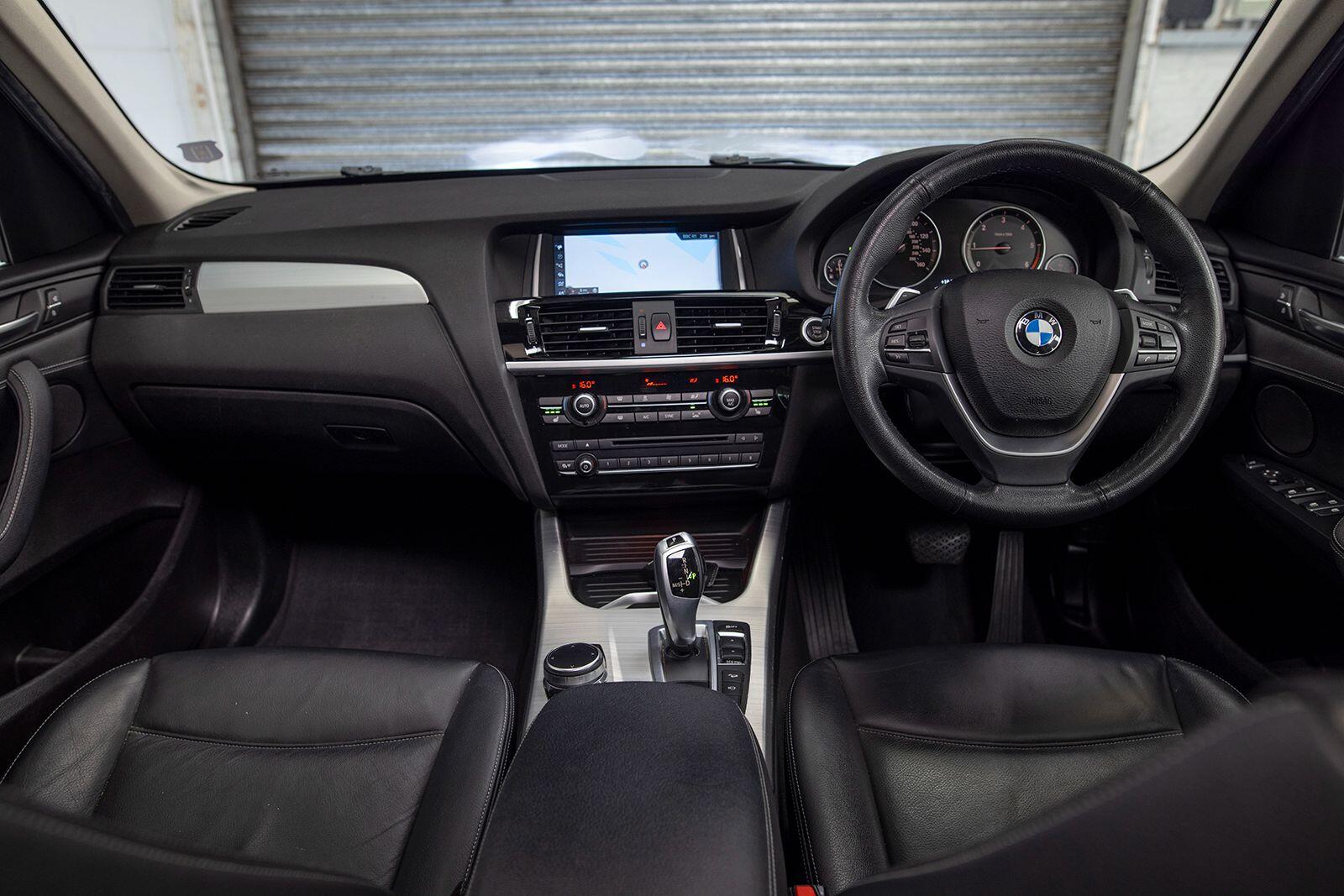 BMW X3 view 2