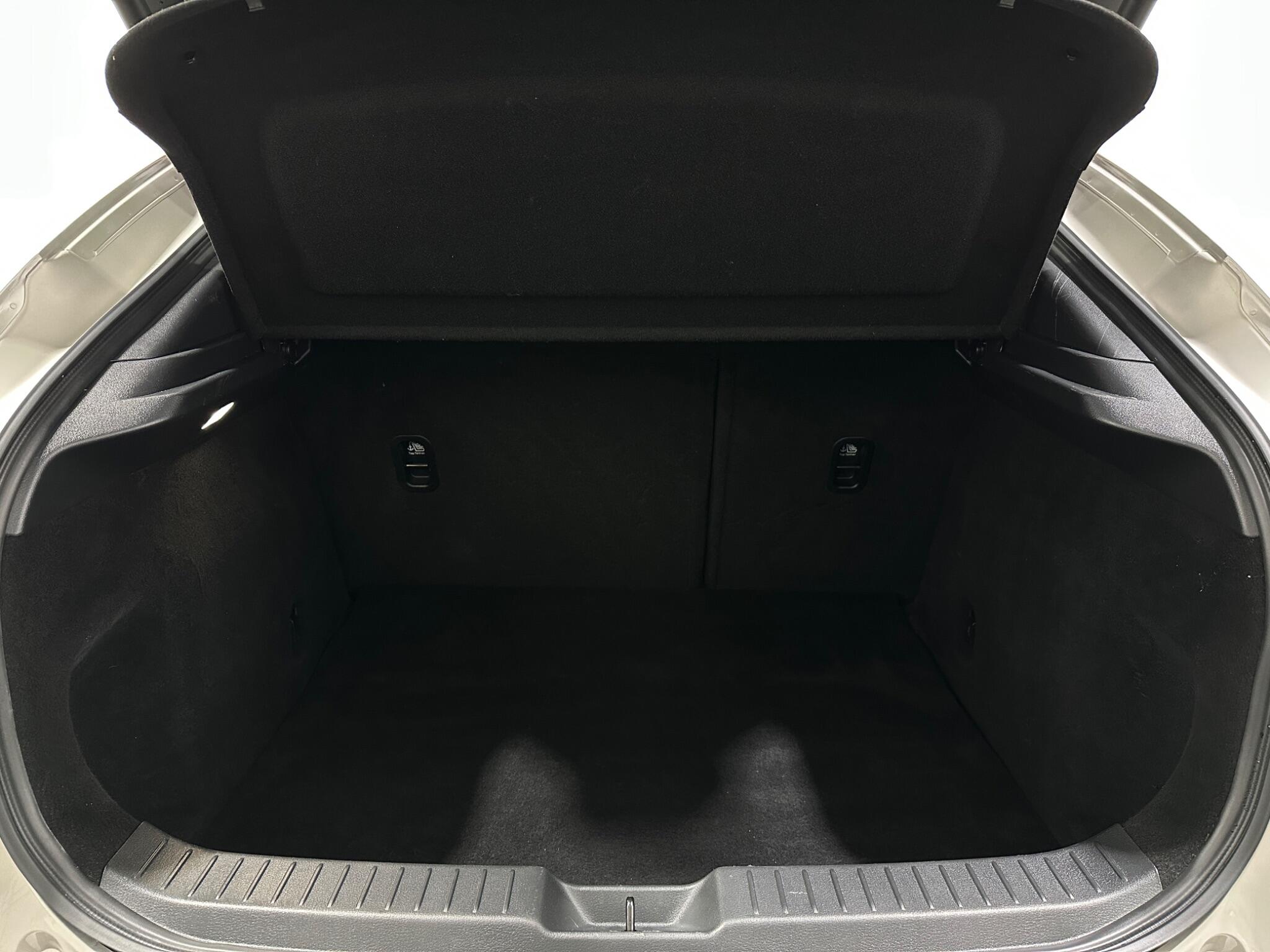 Mazda CX-30 view 45