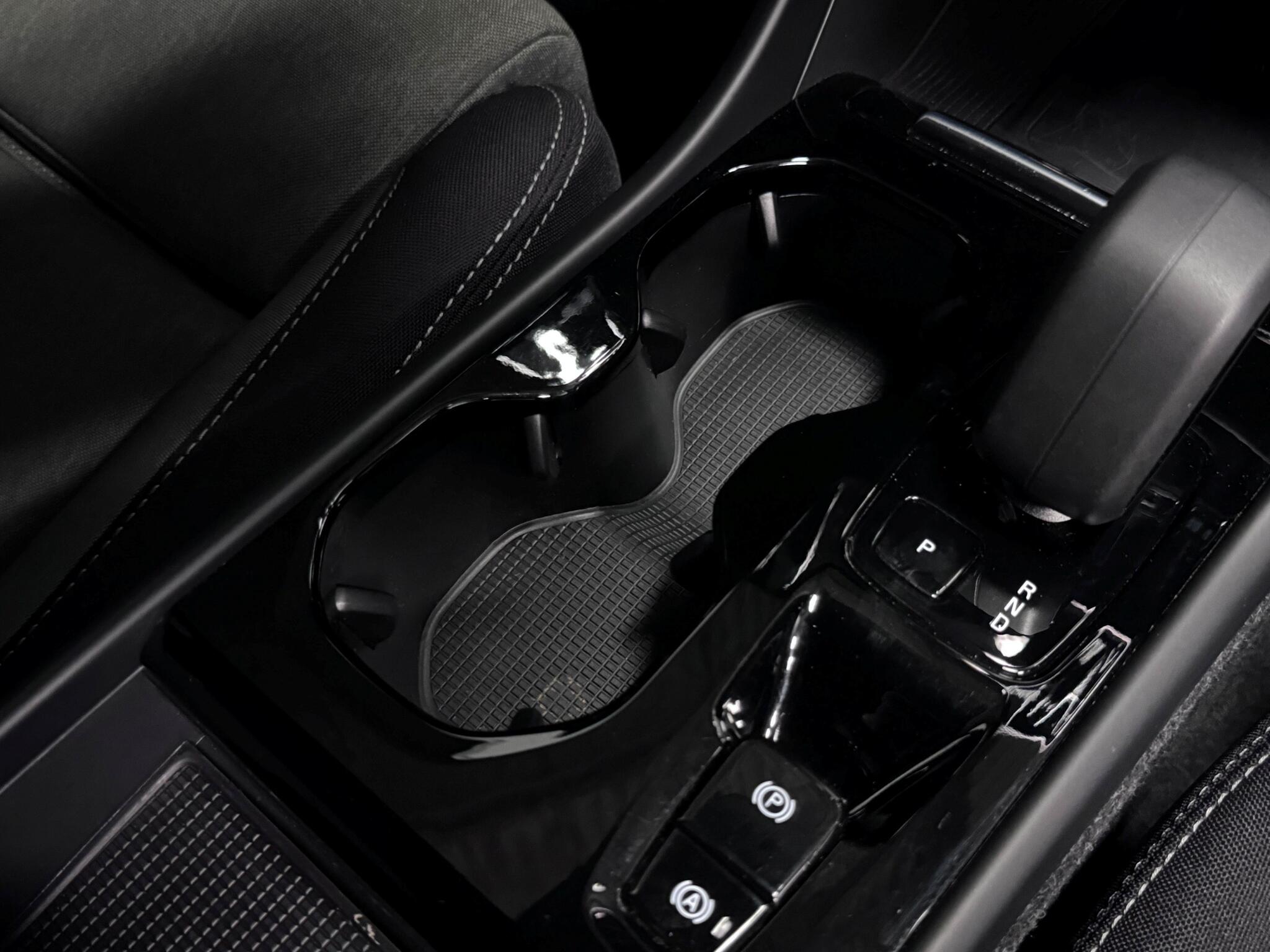Volvo XC40 view 38