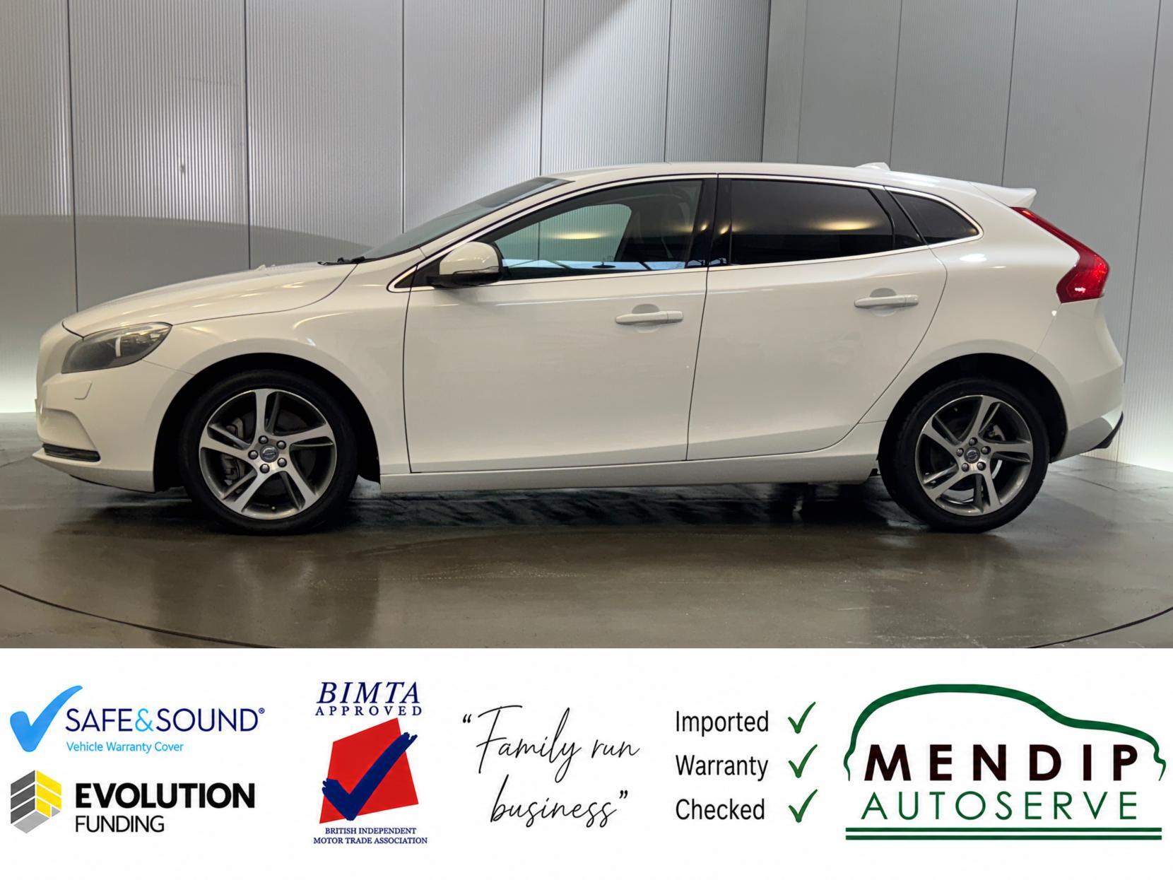 Volvo V40 view 7