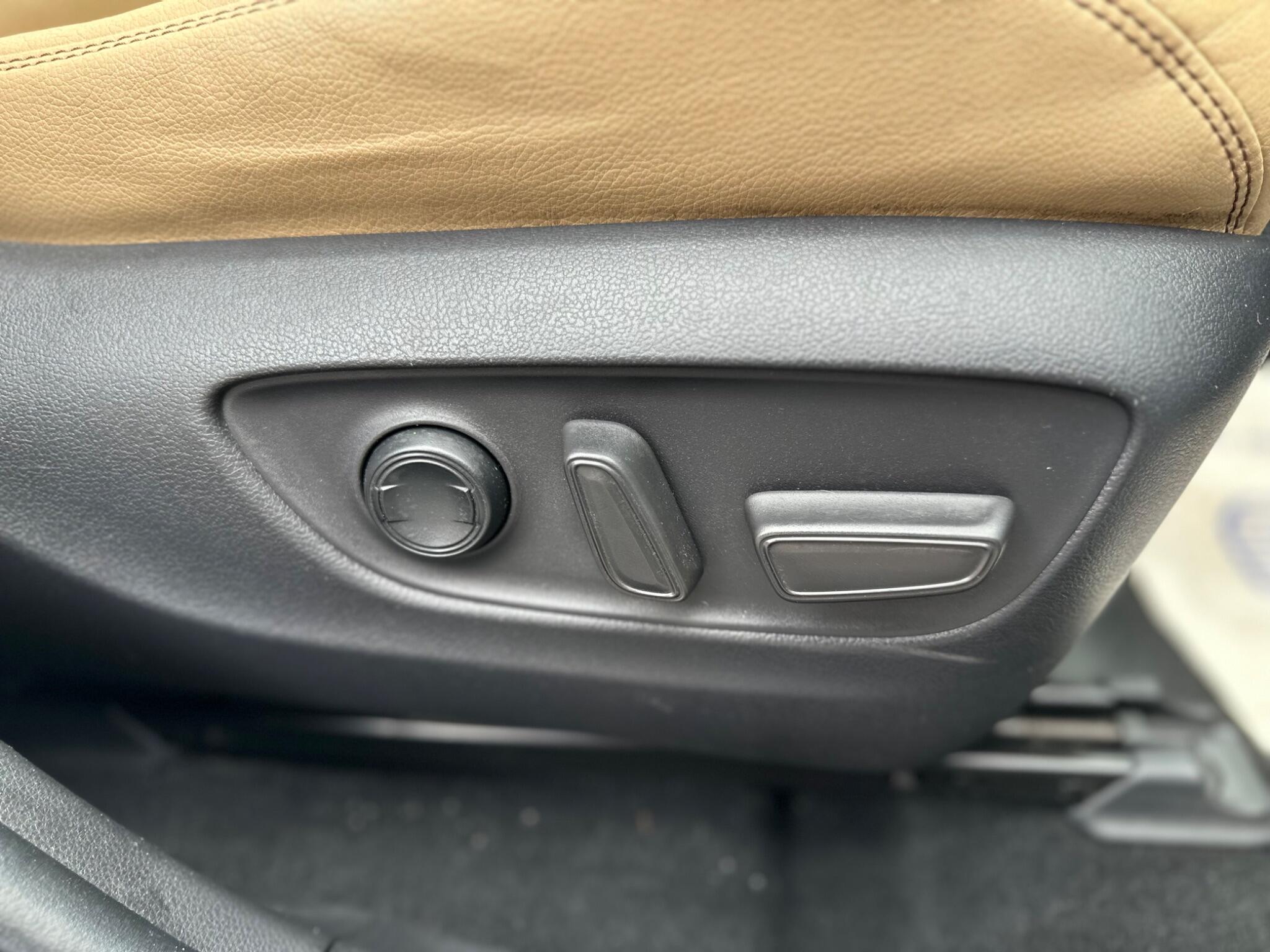 Toyota Rav4 view 21