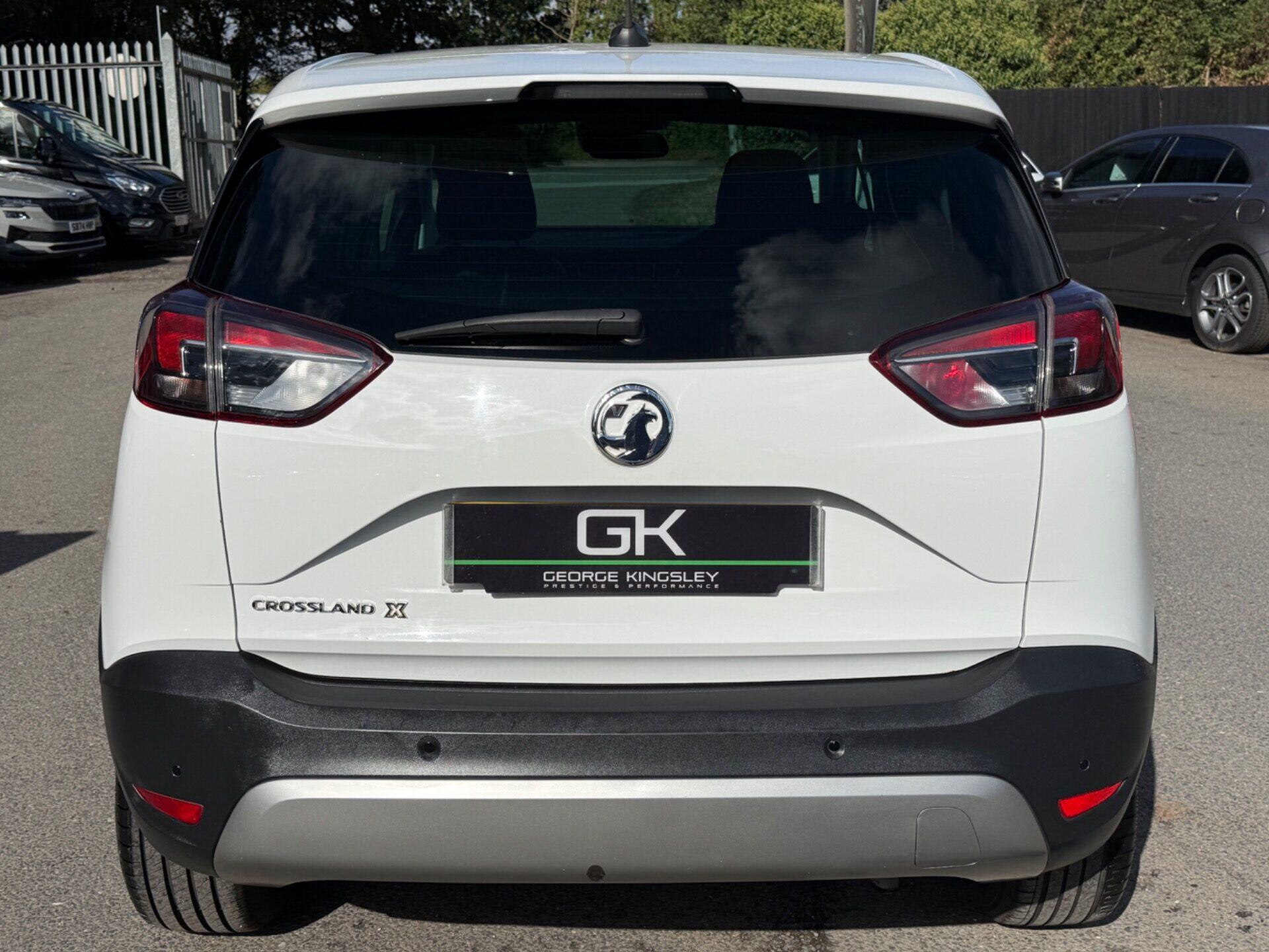 Vauxhall Crossland X view 8