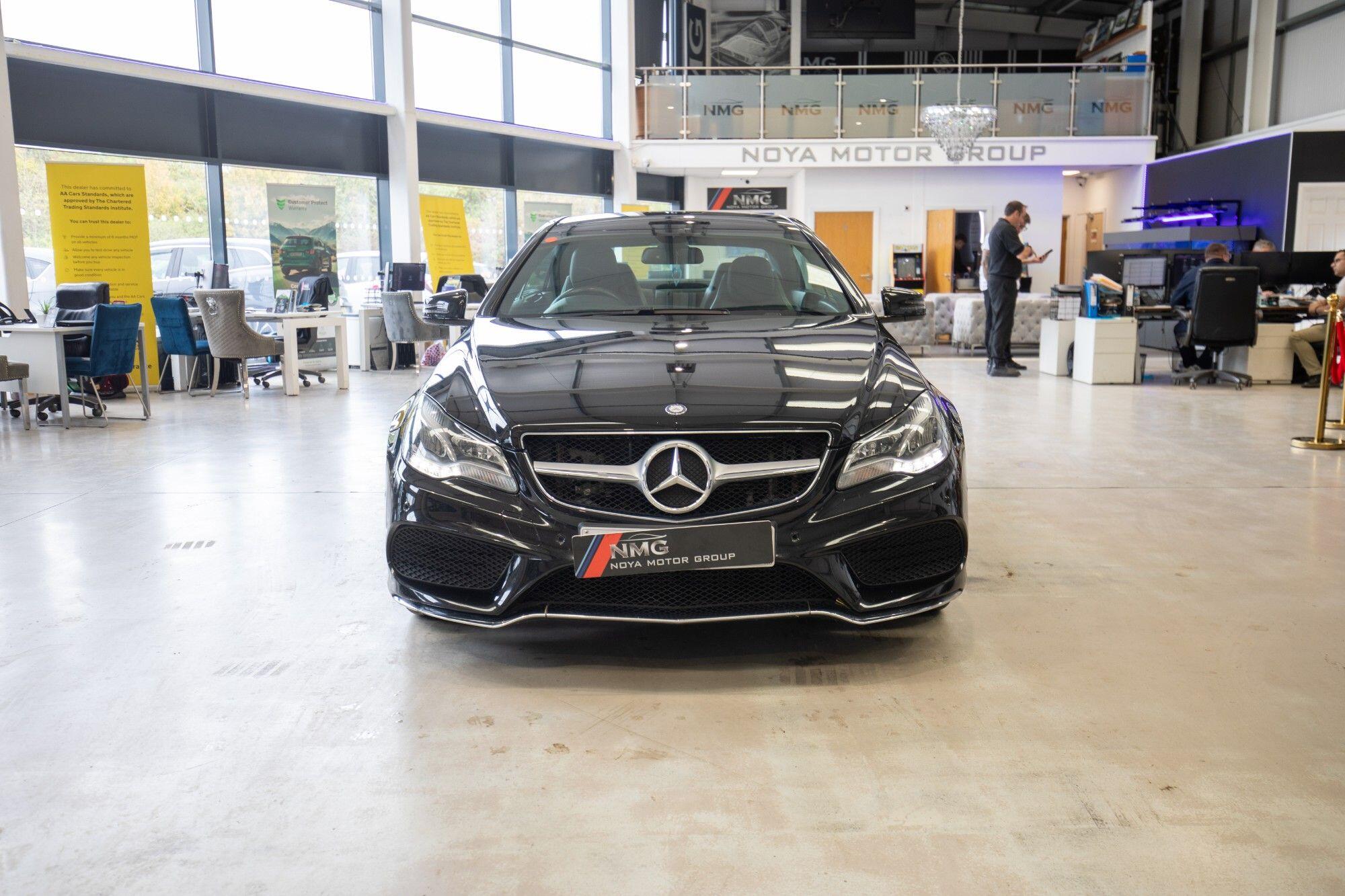 Mercedes-Benz E-Class view 8