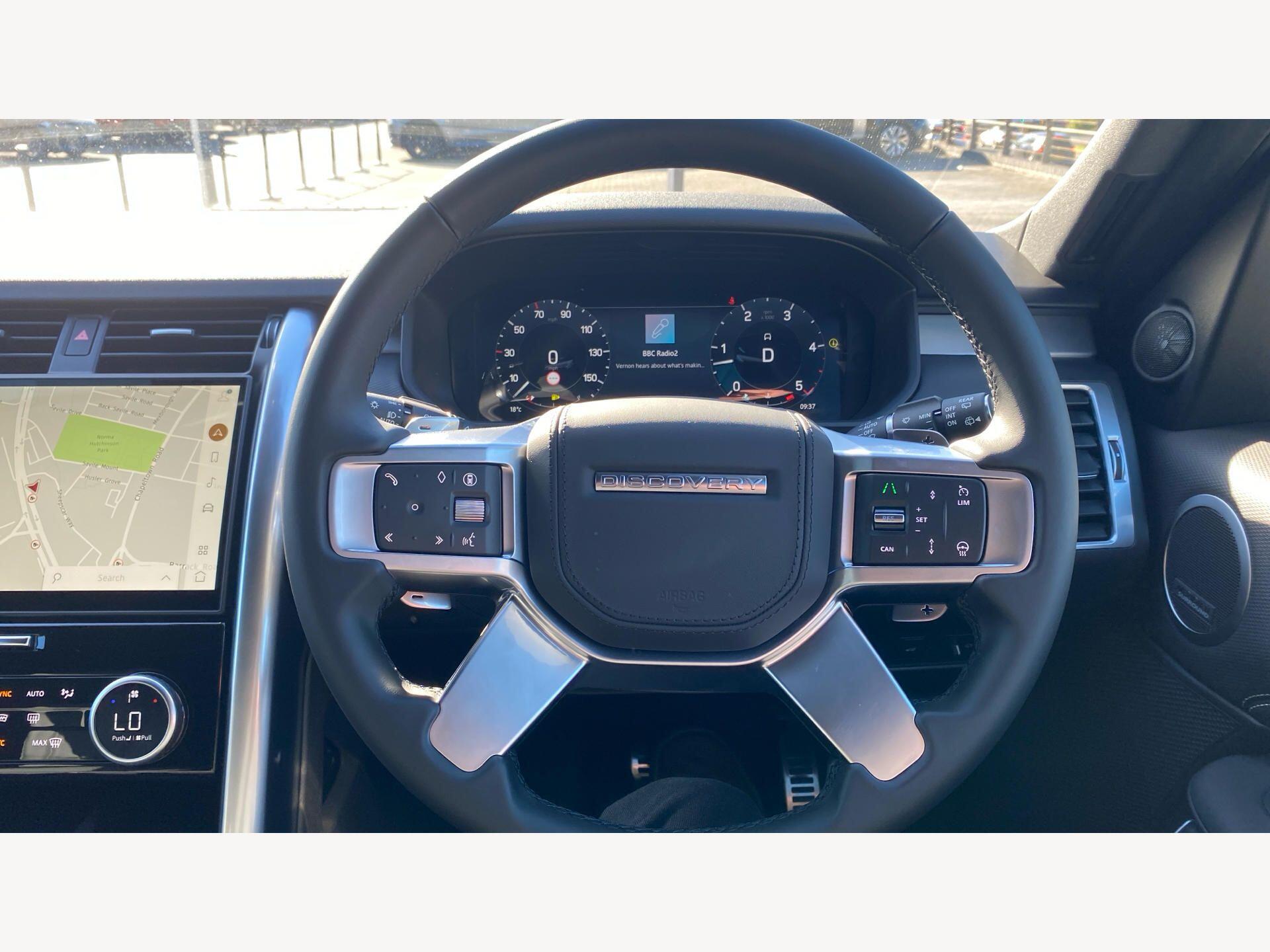 Land Rover Discovery view 18