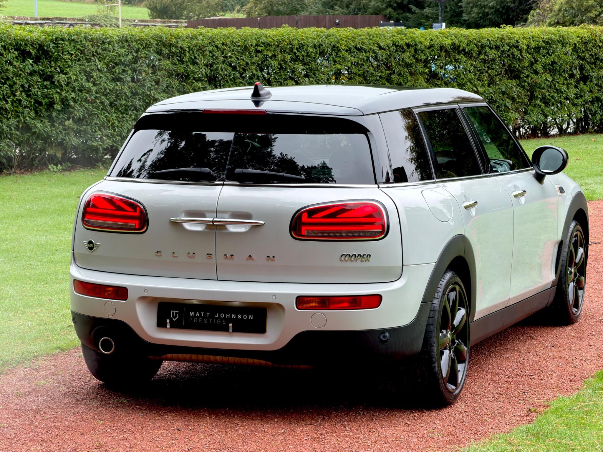 Mini Clubman view 19