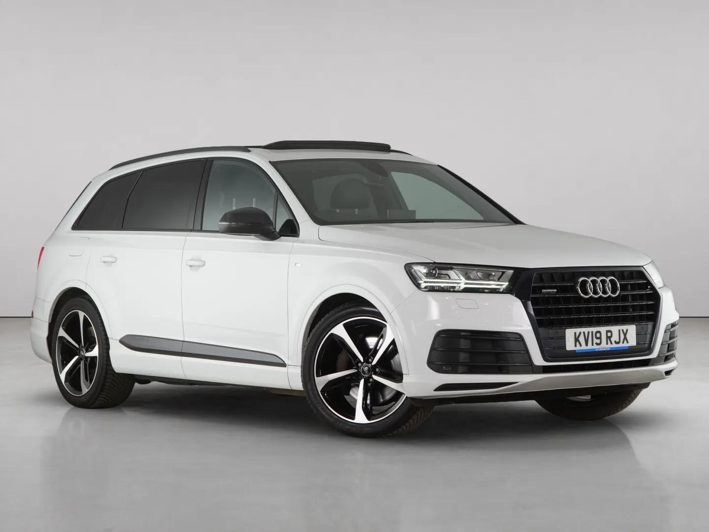 2019 Audi Q7 in White for sale